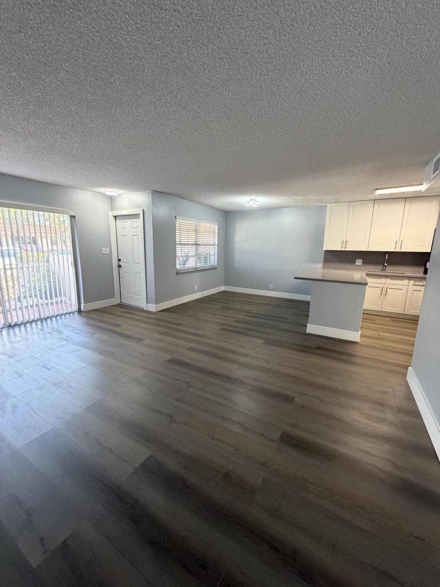 2329 SW 81st Terrace, North Lauderdale, FL 33068, North Lauderdale - Photo 4