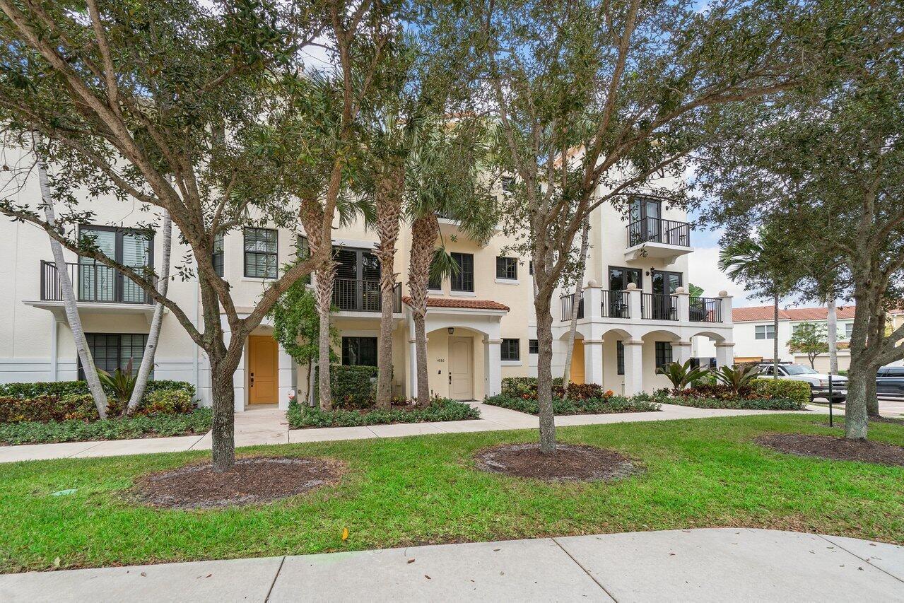 4886 NW 16TH Avenue, Boca Raton, FL 33431, Boca Raton - Photo 2