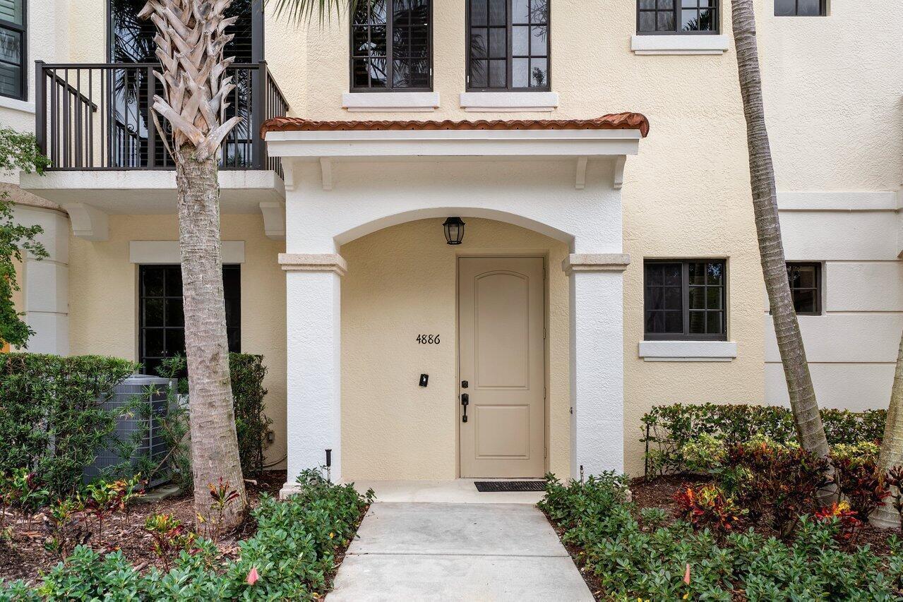 4886 NW 16TH Avenue, Boca Raton, FL 33431, Boca Raton - Photo 3