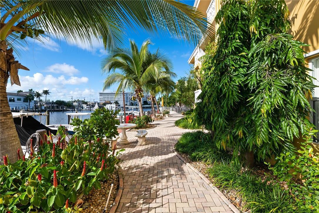 815 Middle River Drive 205, Fort Lauderdale, FL 33304, Fort Lauderdale - Photo 3