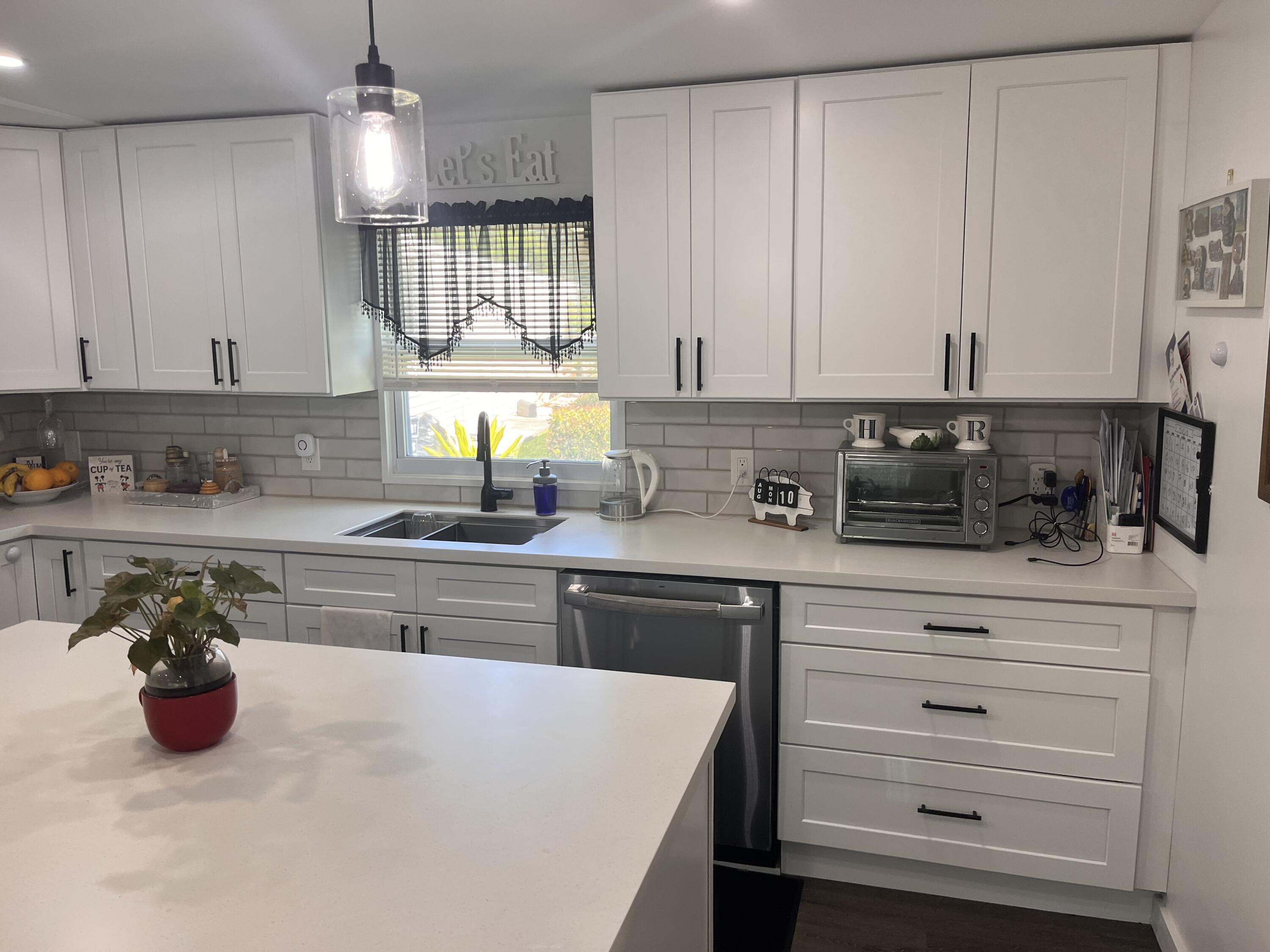 2555 PGA Boulevard 34, Palm Beach Gardens, FL 33410, Palm Beach Gardens - Photo 4