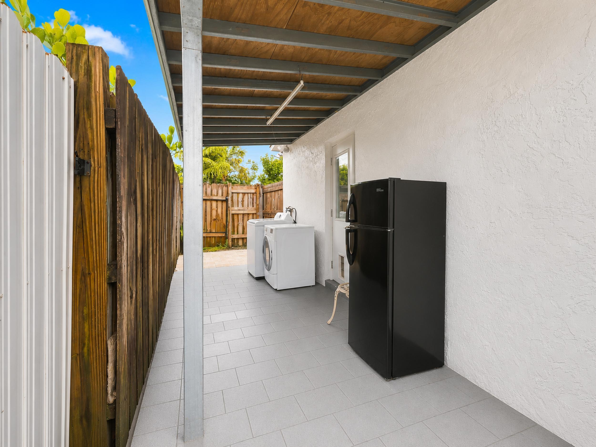 7780 NW 40TH Street A, Davie, FL 33024, Davie - Photo 2