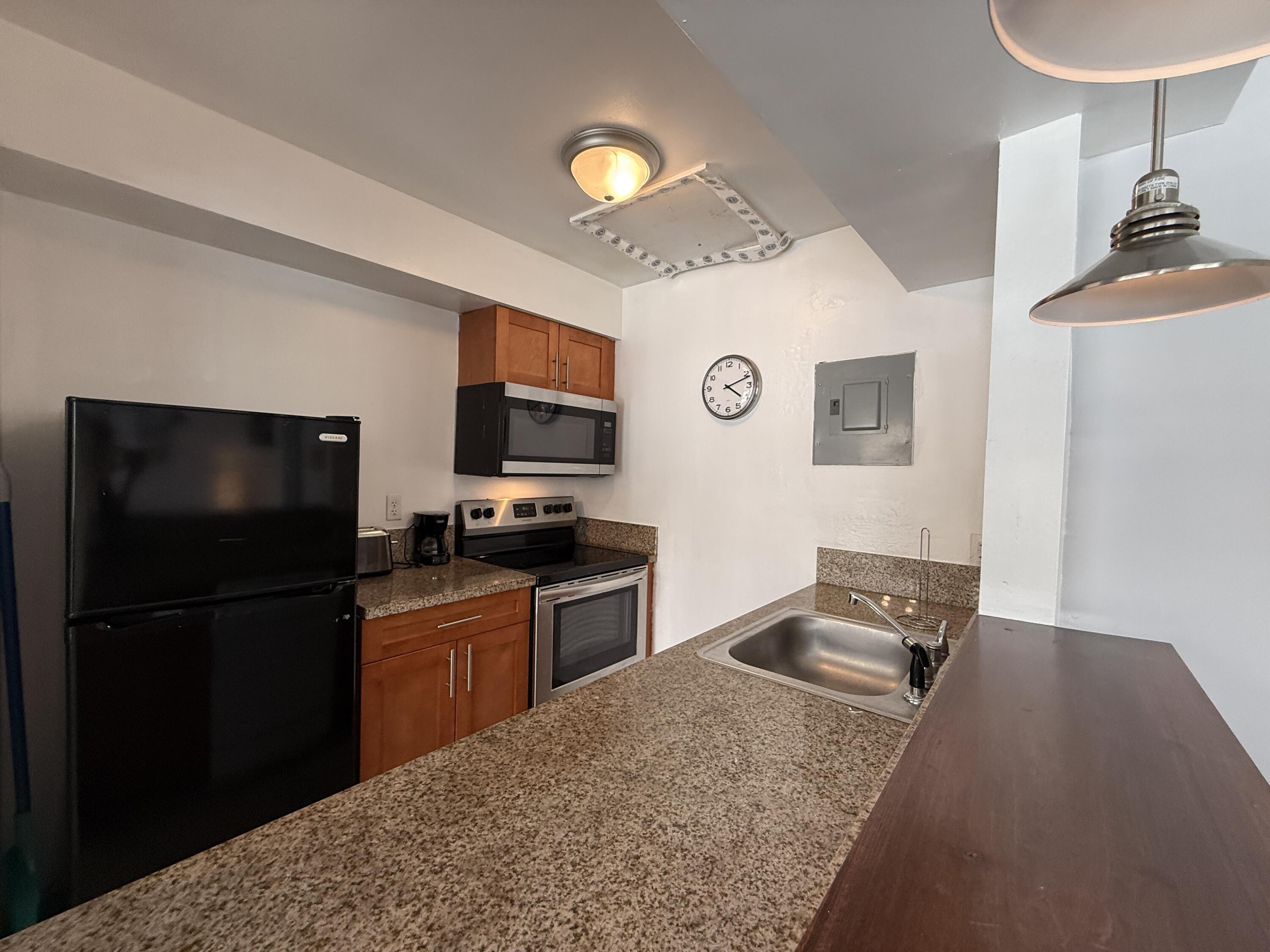 3226 NE 12TH Street 7, Pompano Beach, FL 33062, Pompano Beach - Photo 5