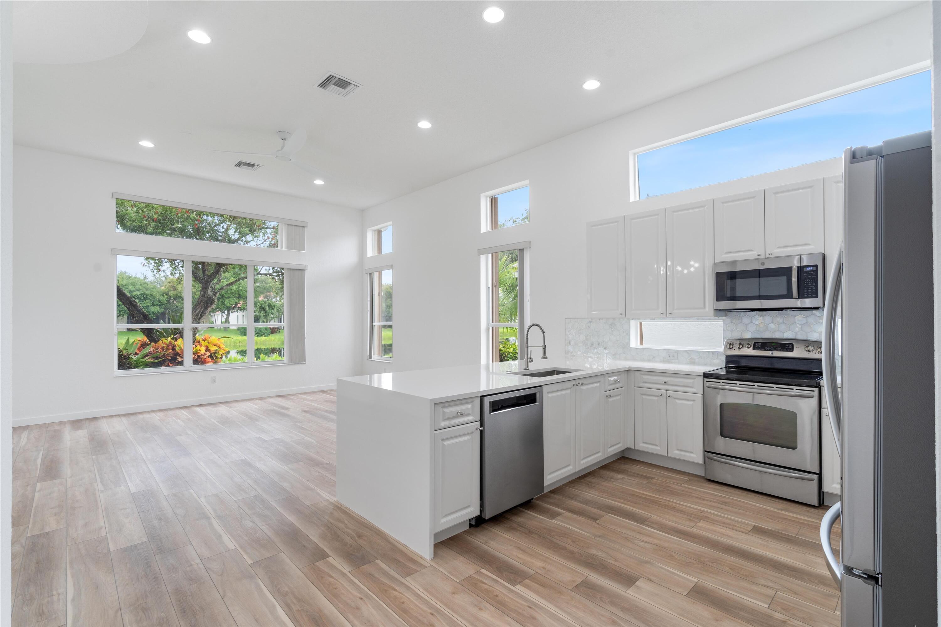 6830 FIJI Circle, Boynton Beach, FL 33437, Boynton Beach - Photo 3