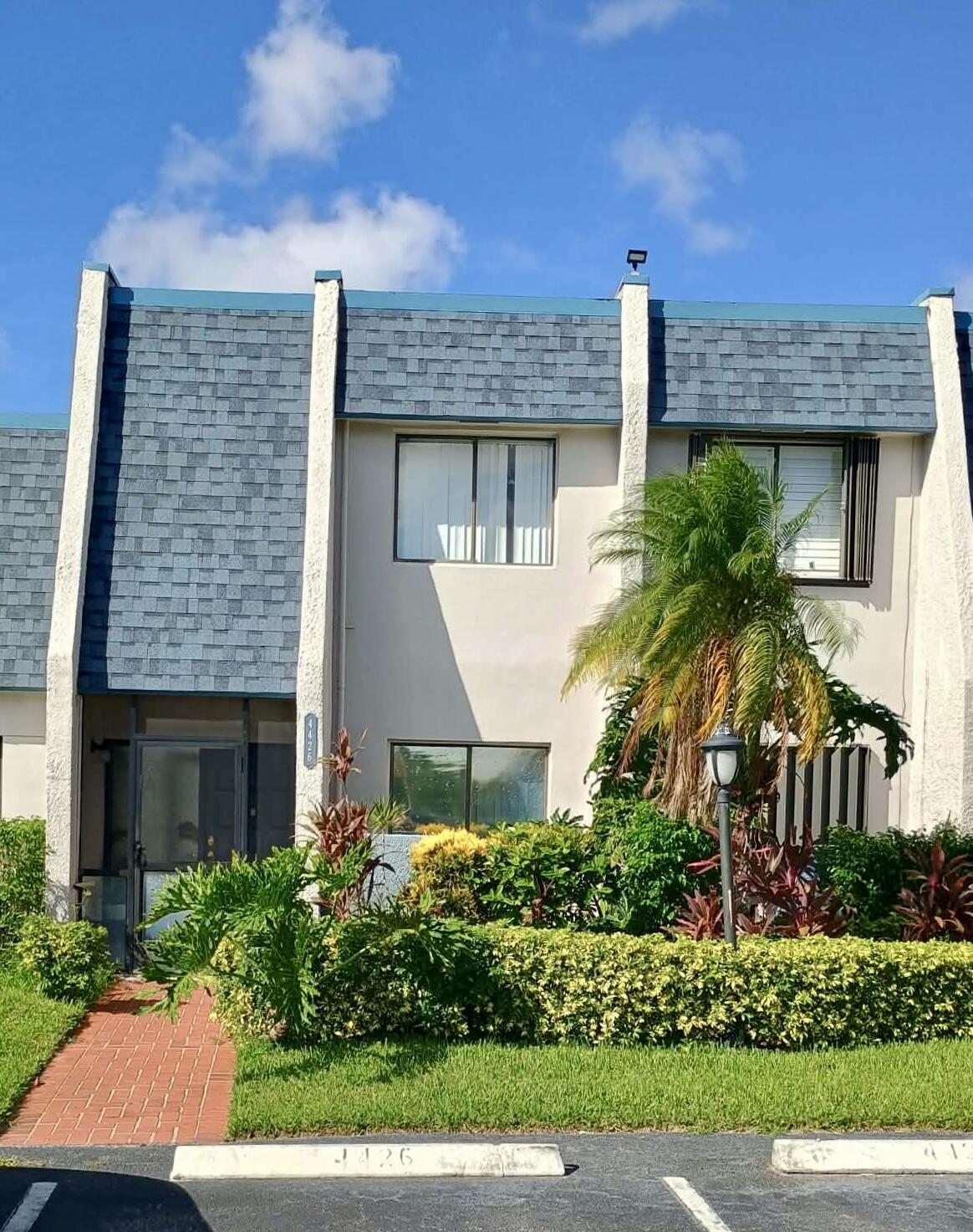 4426 Fountains Drive 4426, Lake Worth, FL 33467, Lake Worth - Photo 2