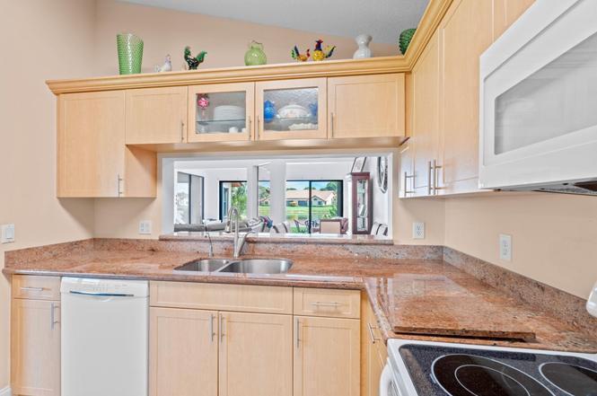 8486 HEATHER Place, Boynton Beach, FL 33472, Boynton Beach - Photo 4