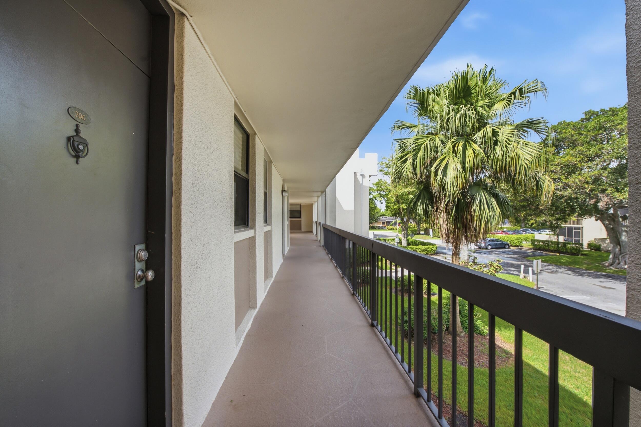 8409 Forest Hills Drive 206, Coral Springs, FL 33065, Coral Springs - Photo 4