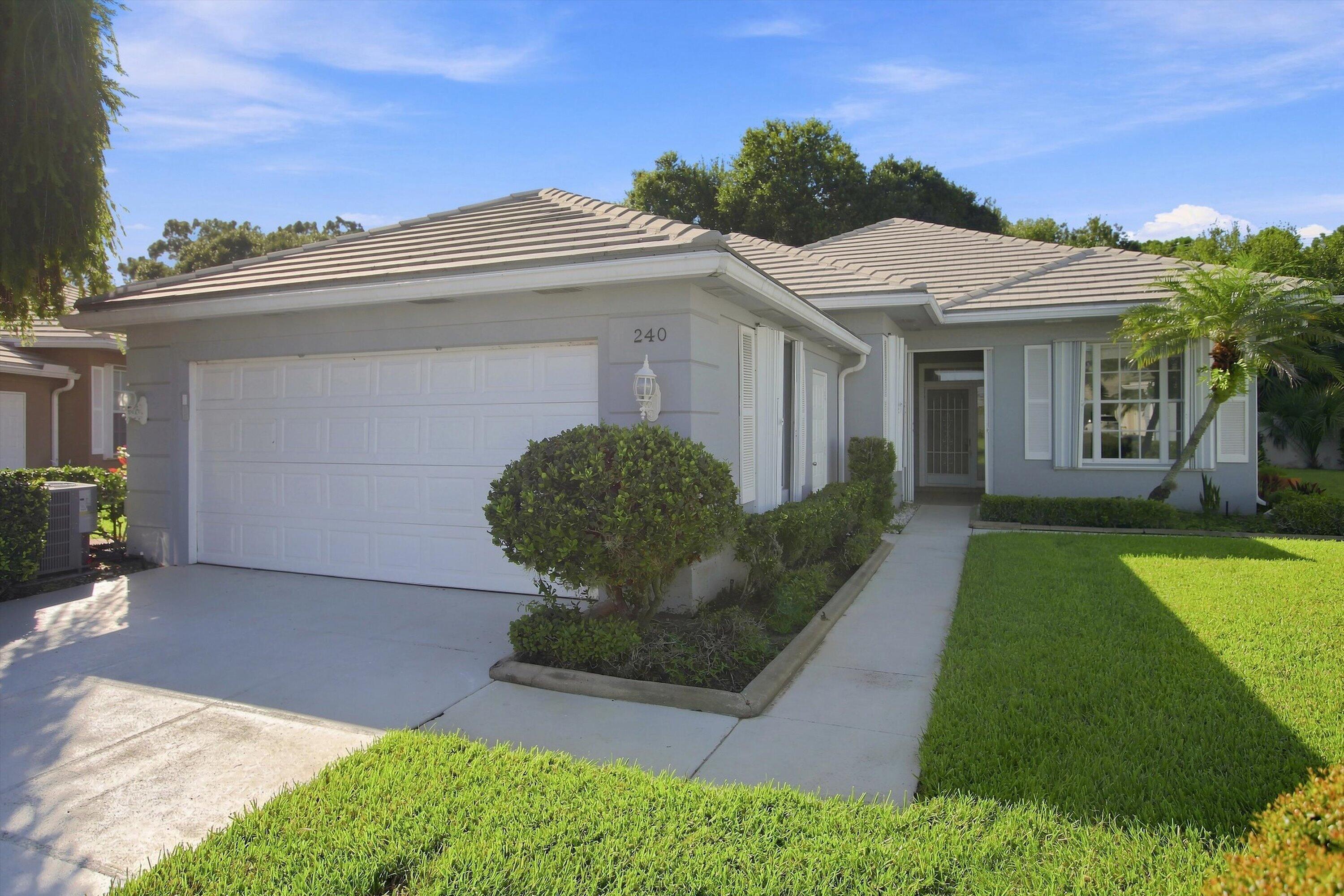 240 NW Bentley Circle, Port St. Lucie, FL 34986, Port St. Lucie - Photo 3