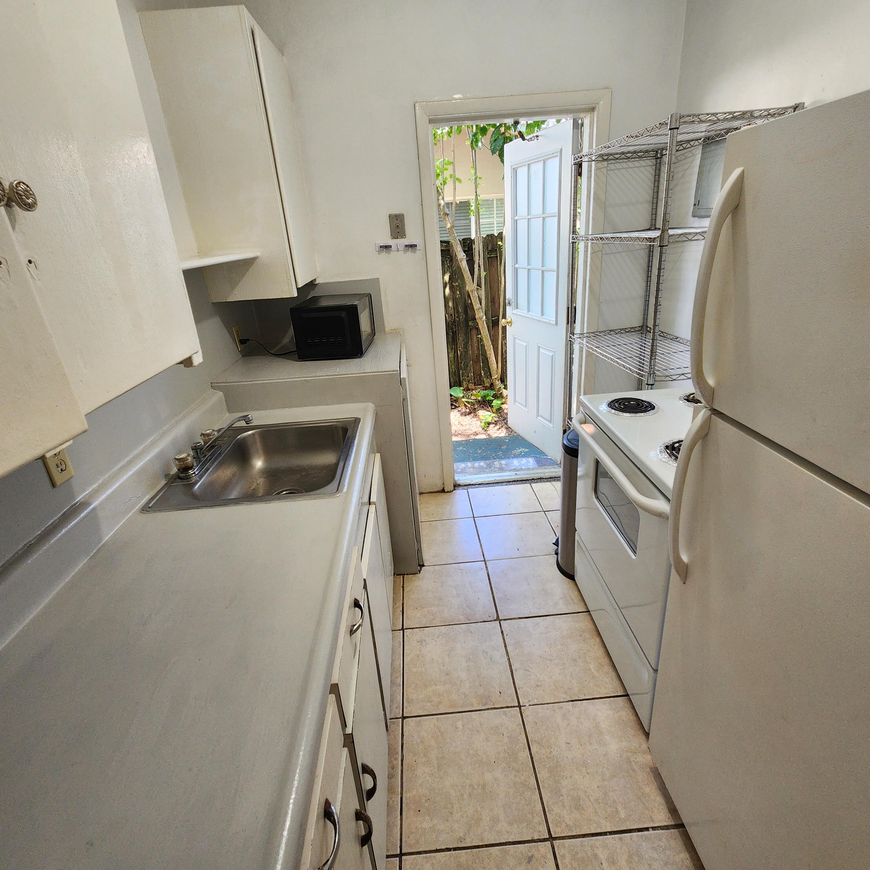 715 SW 4TH Street #4, Fort Lauderdale, FL 33312, Fort Lauderdale - Photo 5
