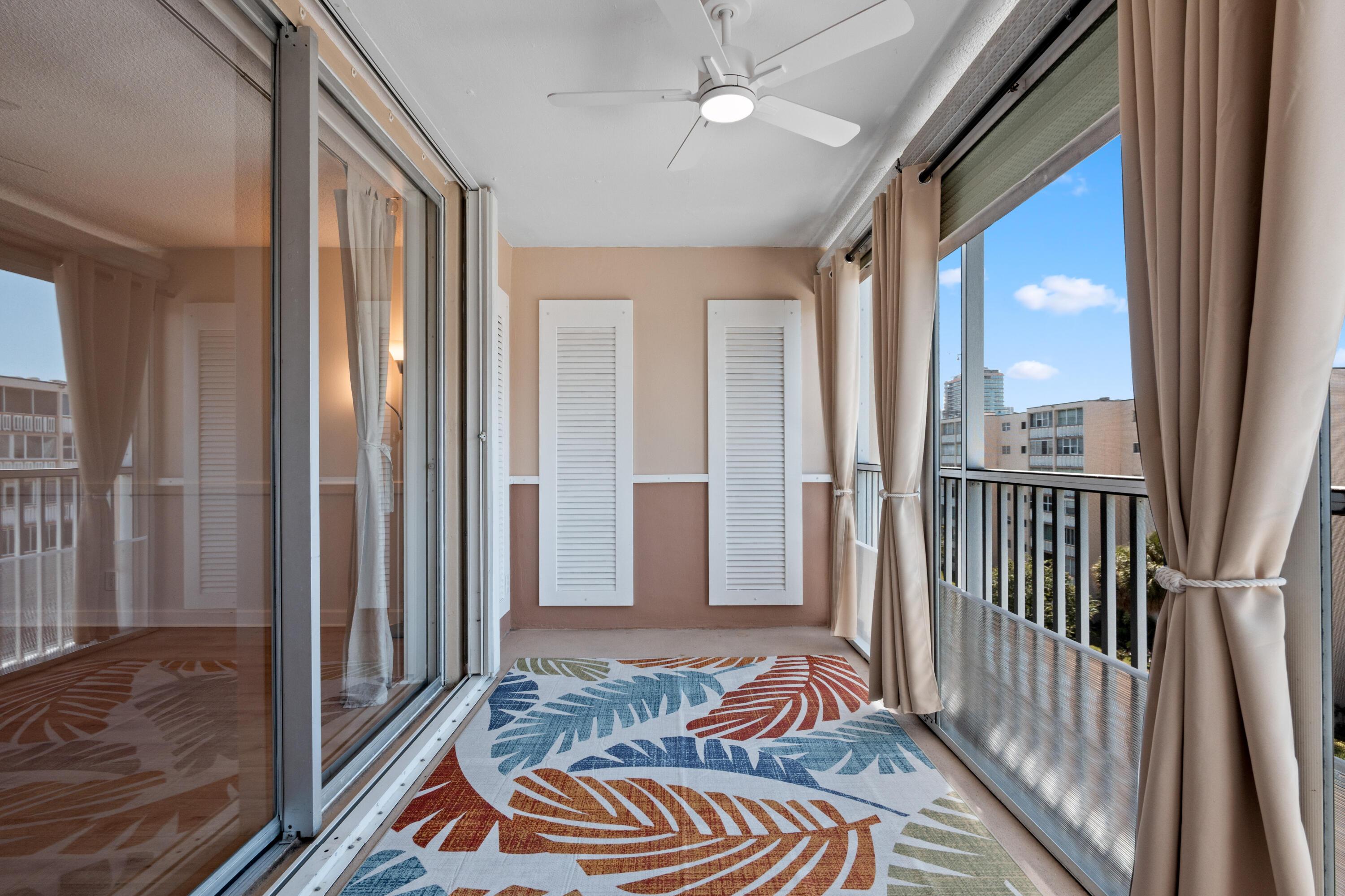 620 NE 12th Avenue 602, Hallandale Beach, FL 33009, Hallandale Beach - Photo 2