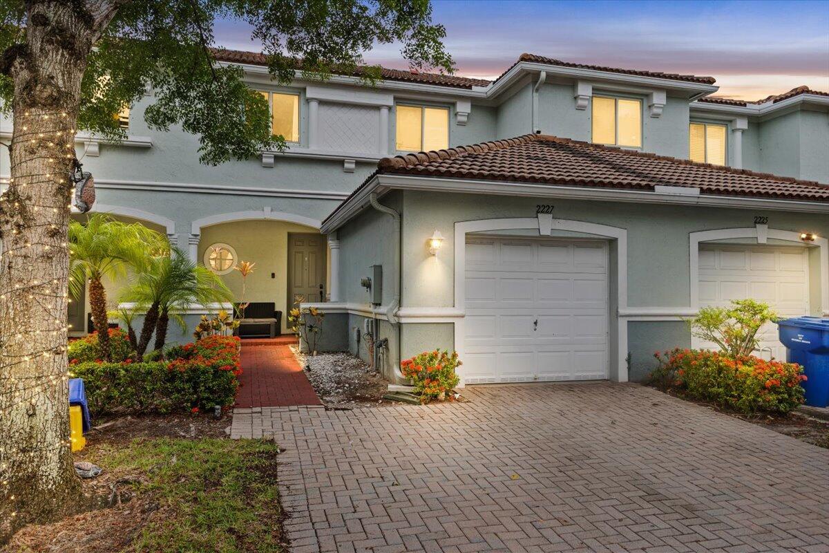 2227 OAKMONT Drive, Riviera Beach, FL 33404, Riviera Beach - Photo 3