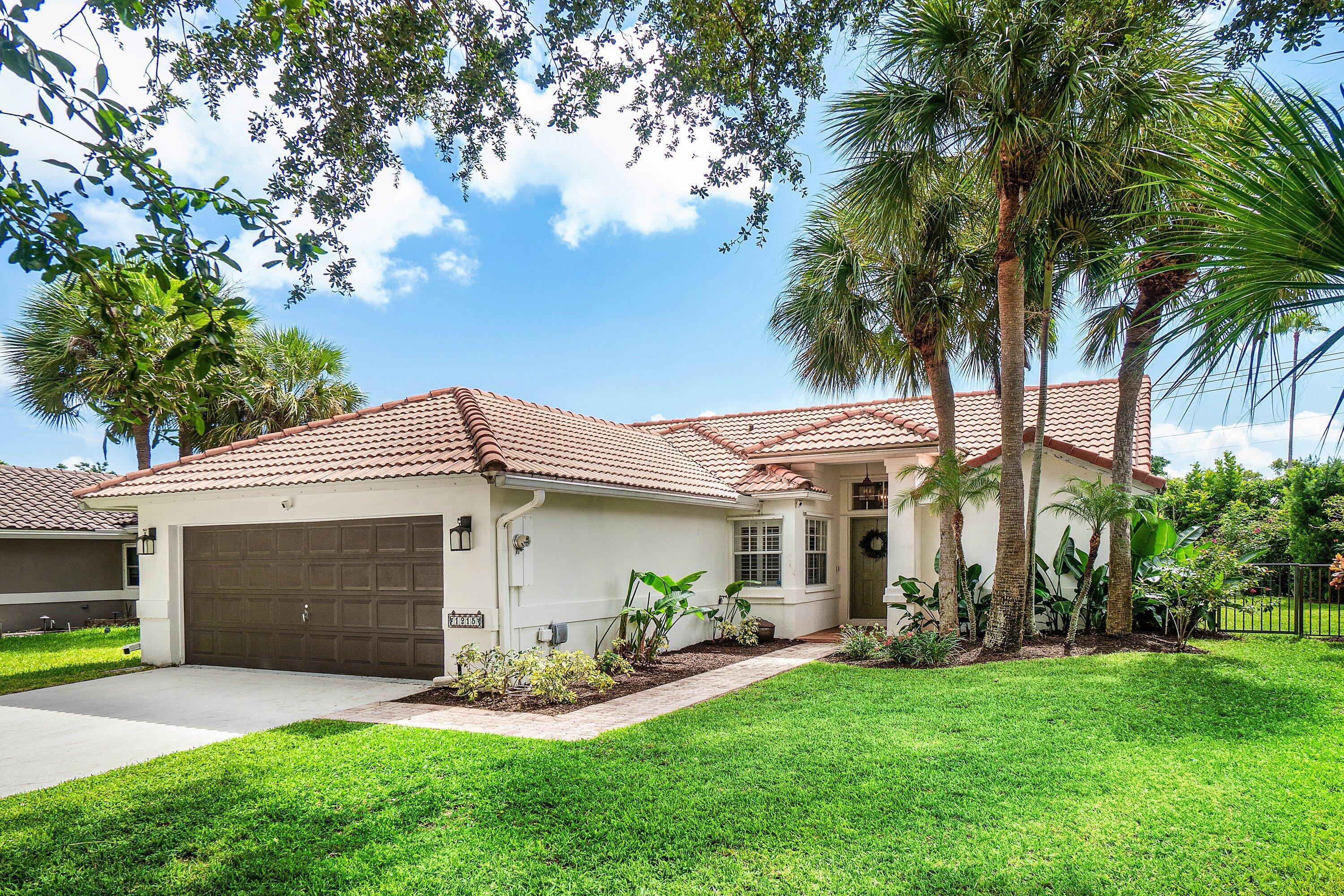 1215 E LANCEWOOD Place, Delray Beach, FL 33445, Delray Beach - Photo 3