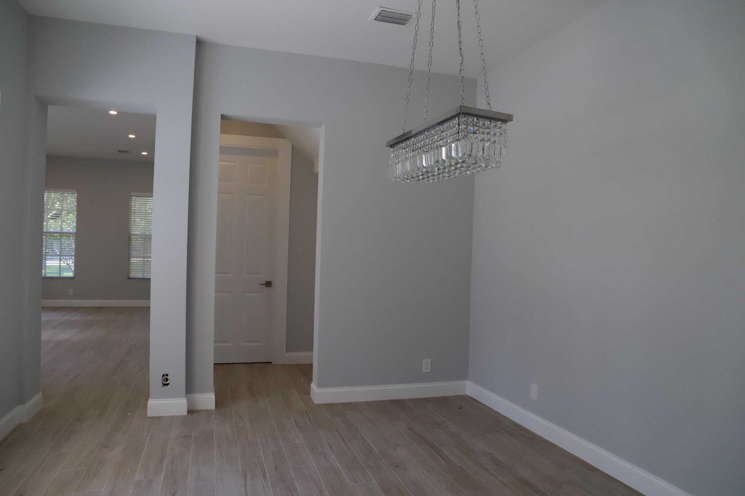806 NW 82ND Place, Boca Raton, FL 33487, Boca Raton - Photo 3
