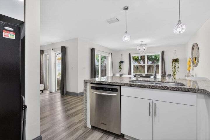 4131 Eastridge Circle, Pompano Beach, FL 33064, Pompano Beach - Photo 5