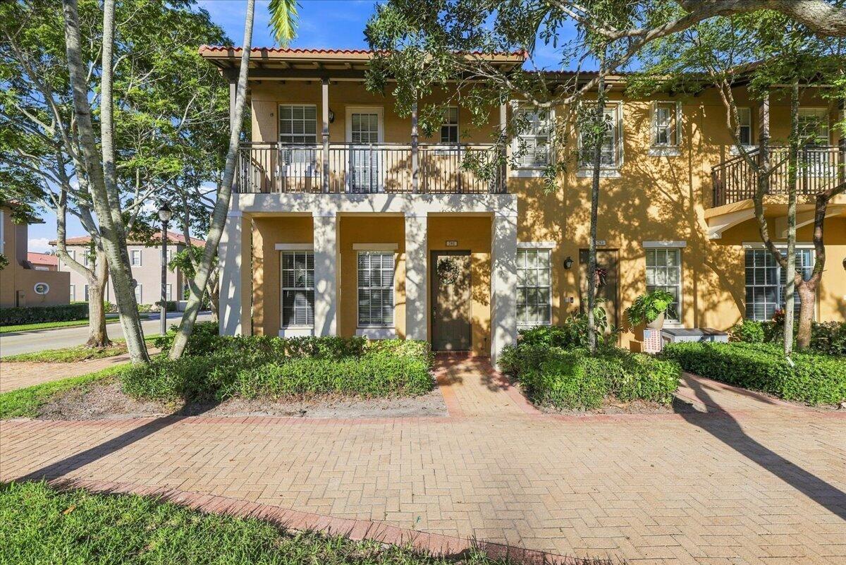 701 SW 147TH Avenue, Pembroke Pines, FL 33027, Pembroke Pines