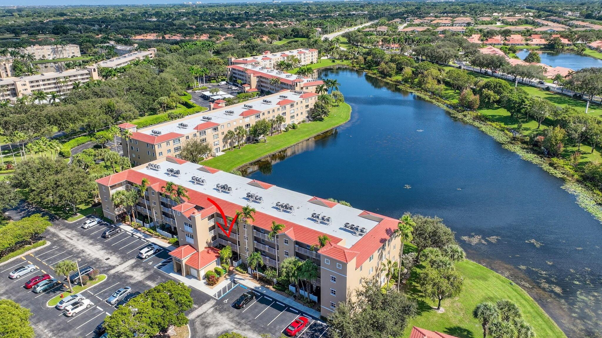 5842 CRYSTAL SHORES Drive 205, Boynton Beach, FL 33437, Boynton Beach