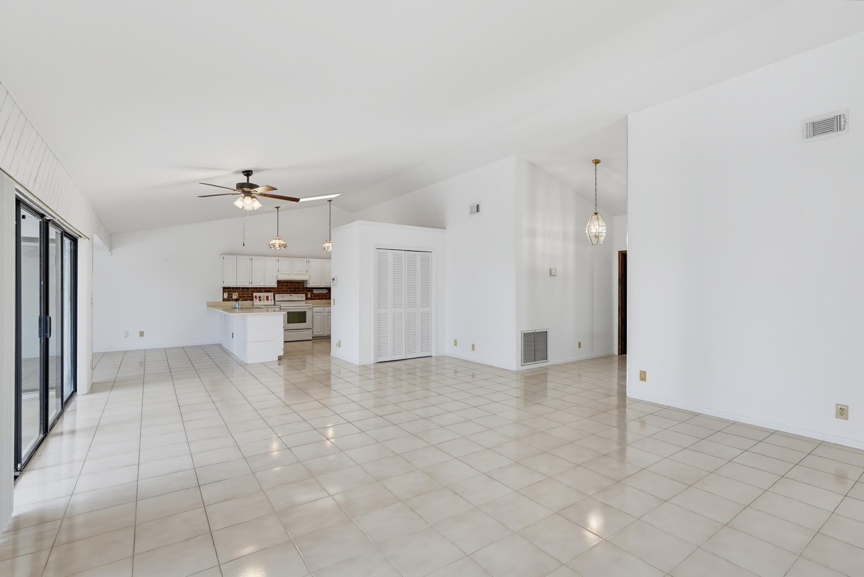 6846 BIANCHINI Circle, Boca Raton, FL 33433, Boca Raton - Photo 4