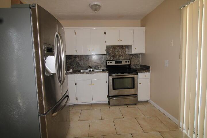 1412 W 6TH Street, Riviera Beach, FL 33404, Riviera Beach - Photo 2