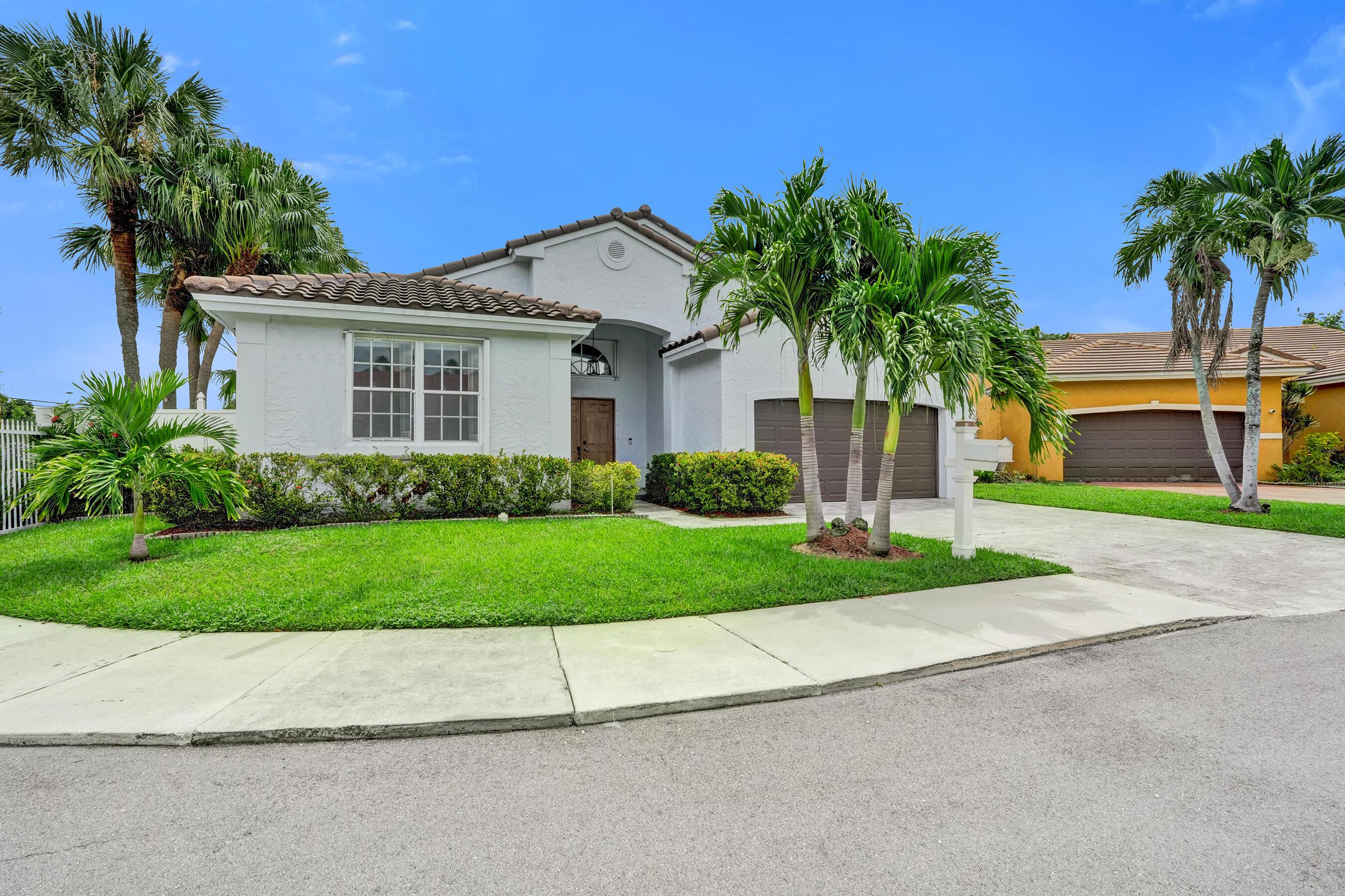 3274 NW 22ND Avenue, Oakland Park, FL 33309, Oakland Park - Photo 3