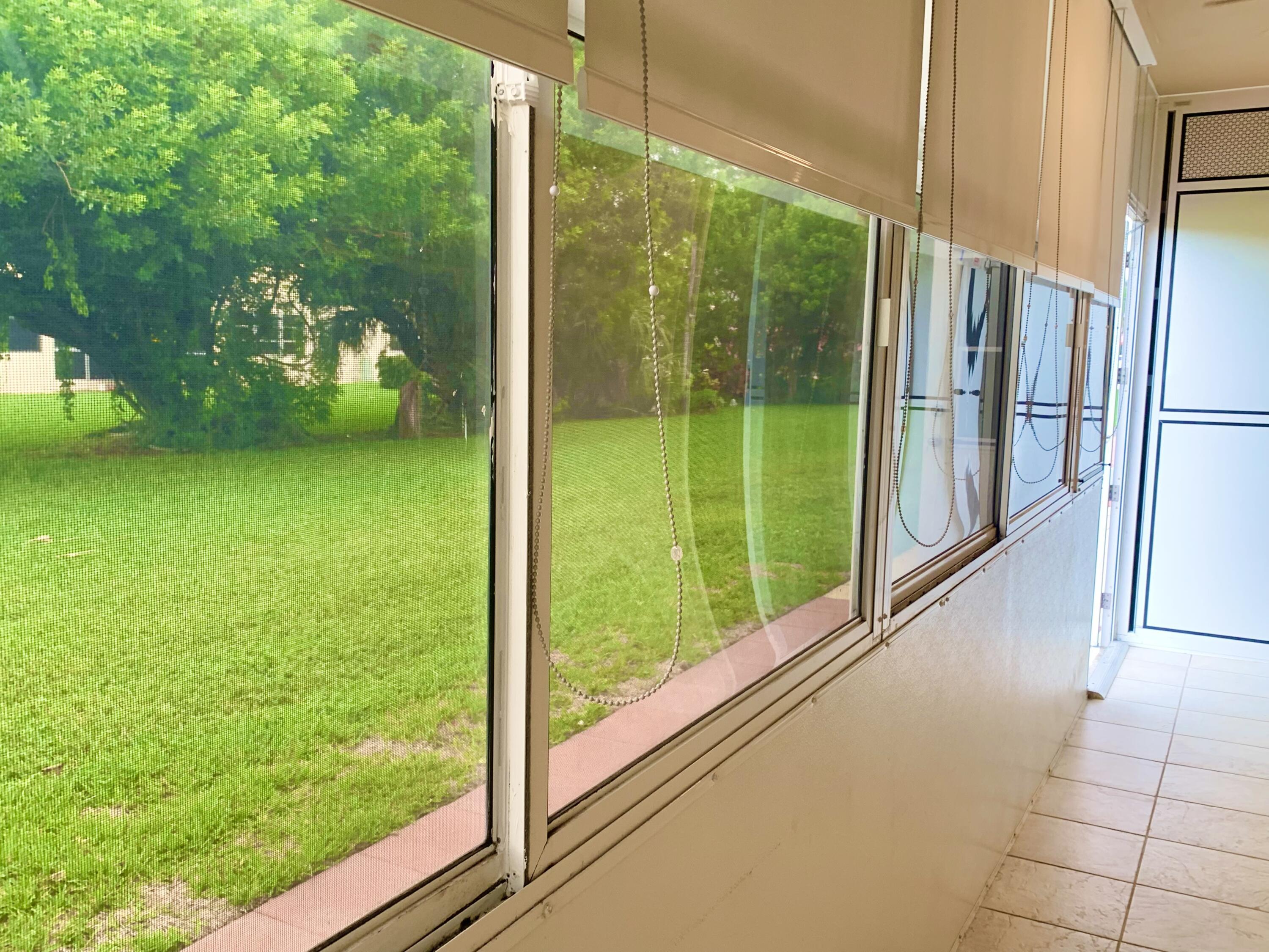 81 Kingswood E, West Palm Beach, FL 33417, West Palm Beach - Photo 3