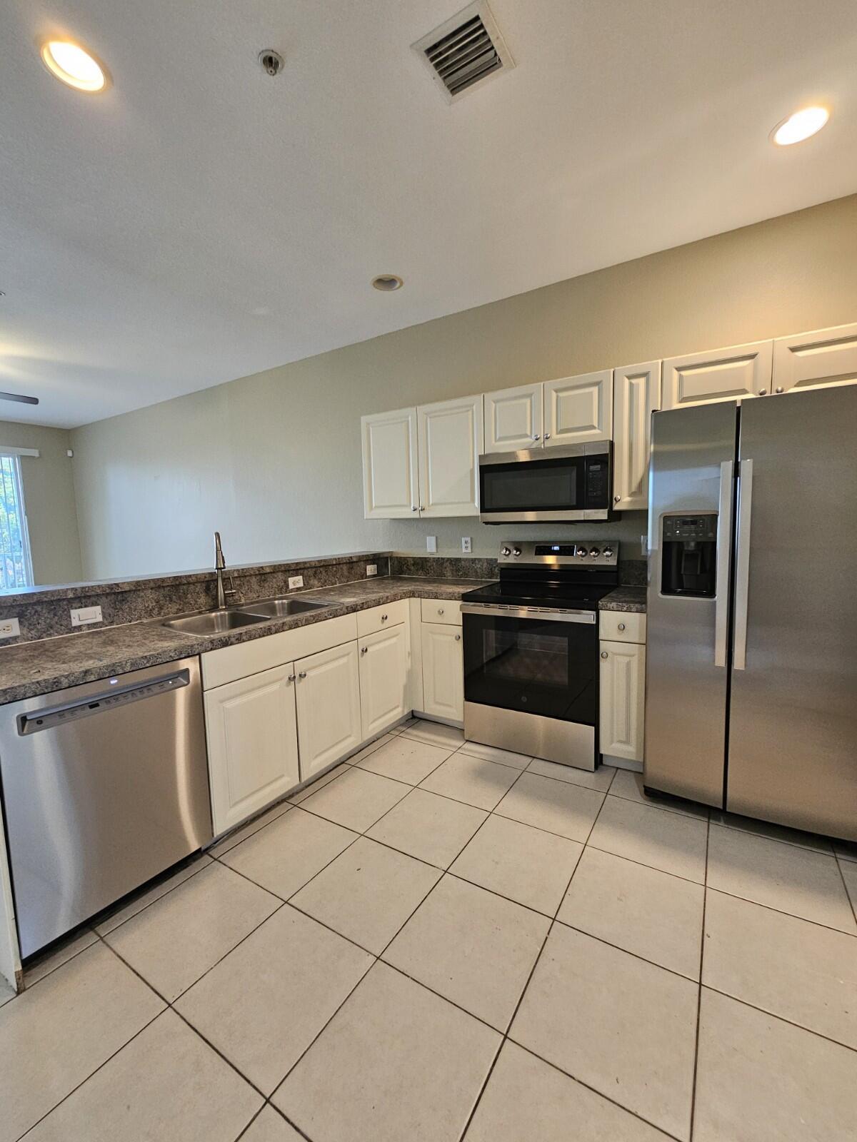 1979 MARSH HARBOR Drive, Riviera Beach, FL 33404, Riviera Beach - Photo 4