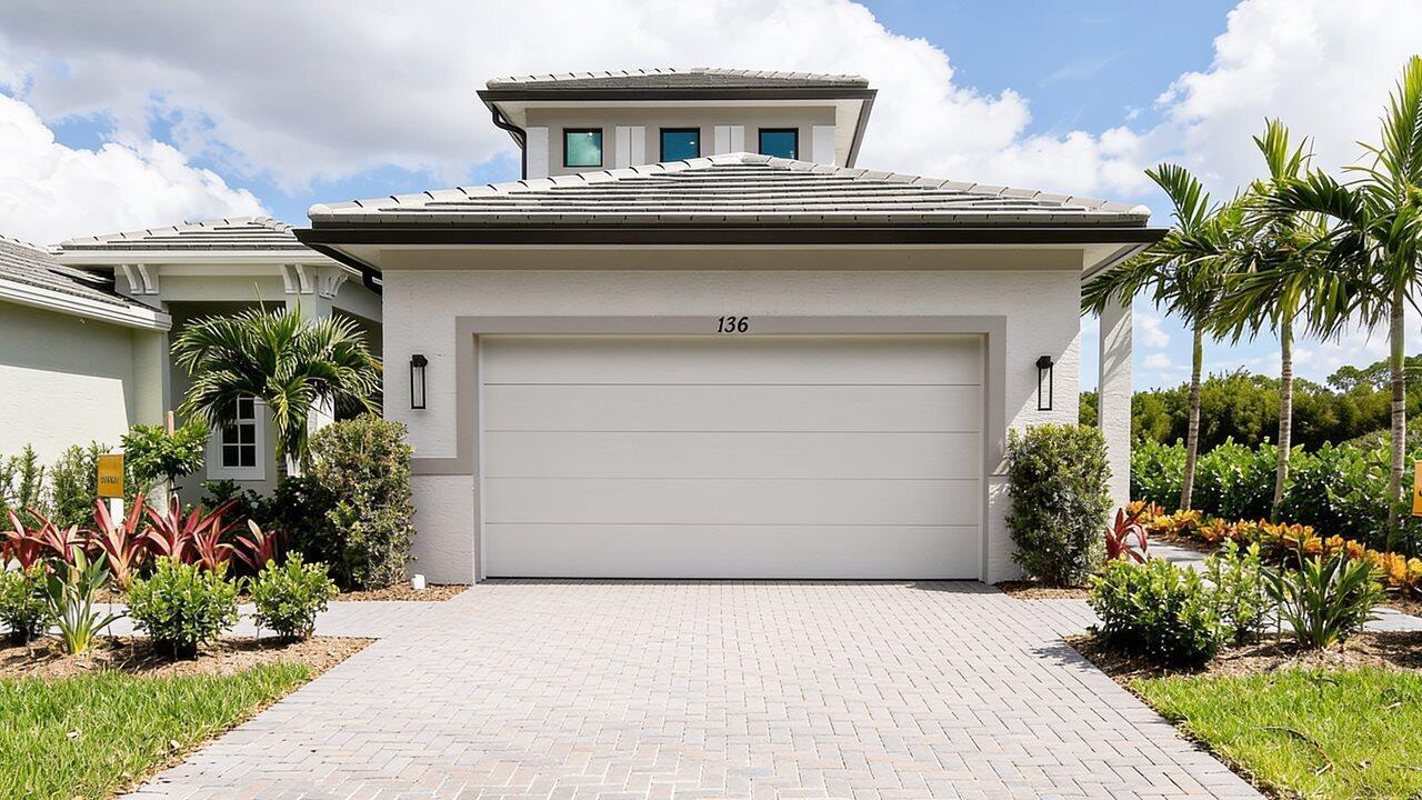 136 SE VIA TIRSO, Port St. Lucie, FL 34952, Port St. Lucie