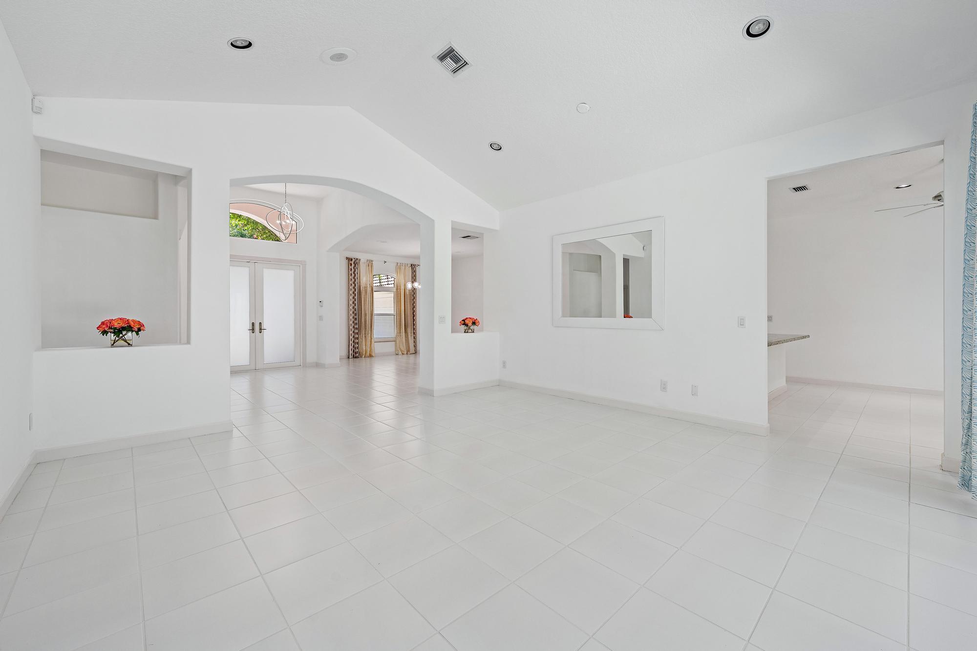 18504 SE Heritage Oaks Lane, Jupiter, FL 33469, Jupiter - Photo 5