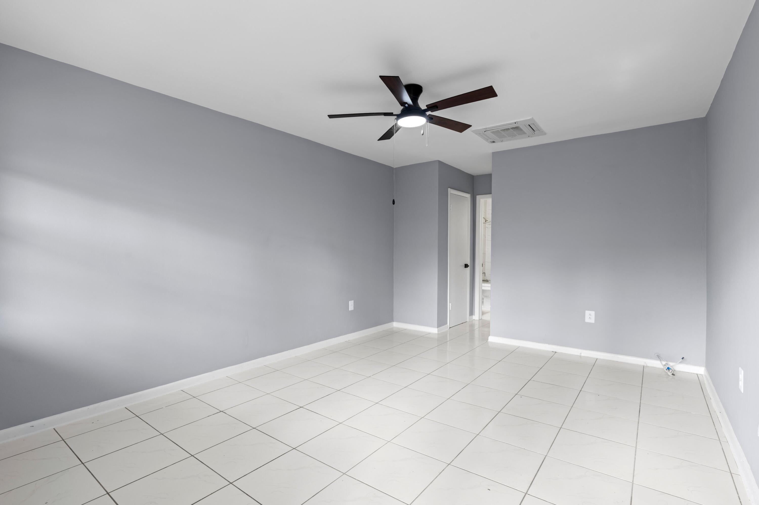 6125 SW 48th Court 3, Davie, FL 33314, Davie - Photo 5