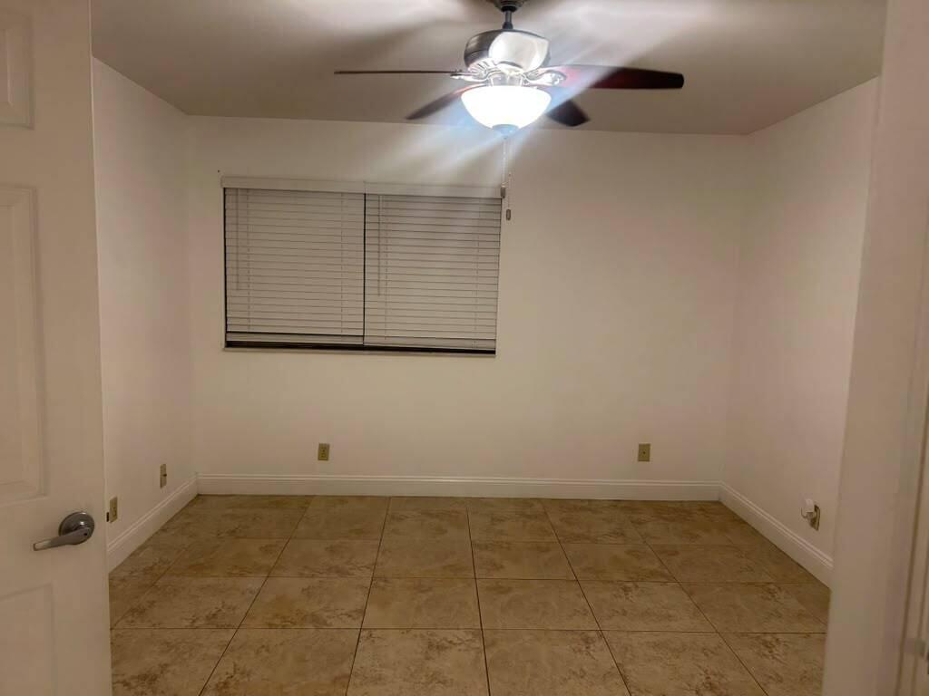 3370 N PINEWALK Drive N 1217, Margate, FL 33063, Margate - Photo 3
