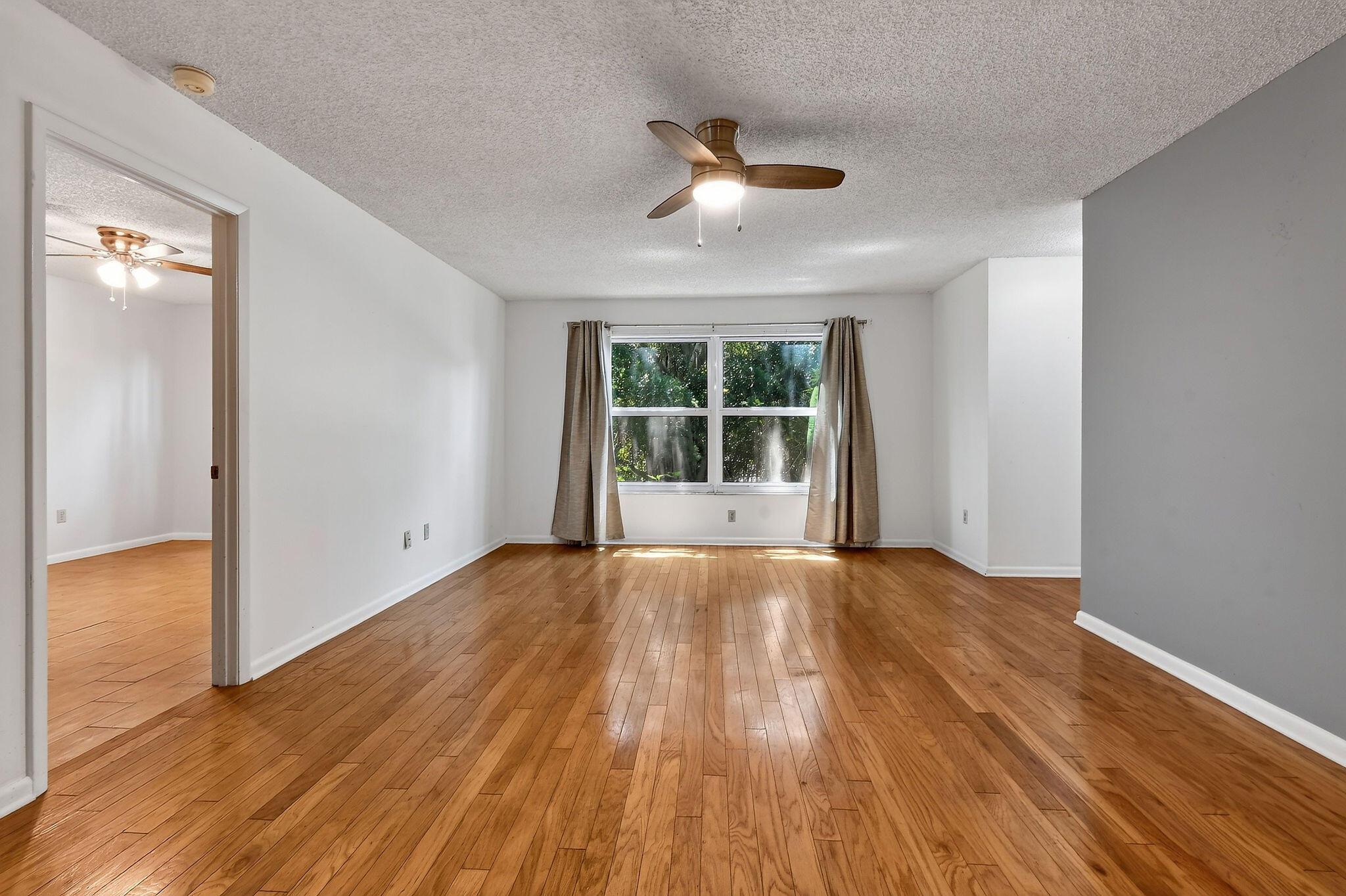 8387 SE Croft Circle Q3, Hobe Sound, FL 33455, Hobe Sound - Photo 2
