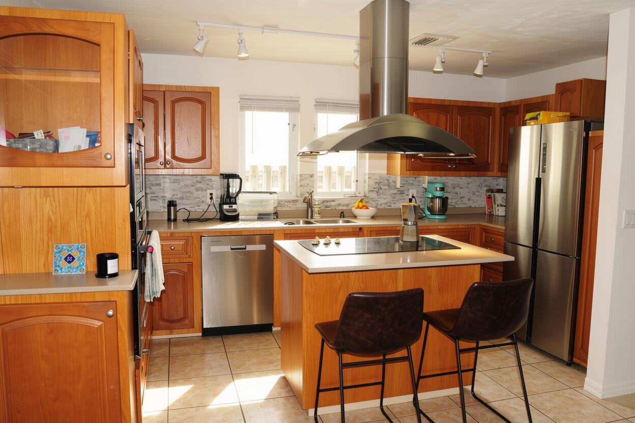 114 NE 16TH Terrace, Fort Lauderdale, FL 33301, Fort Lauderdale - Photo 4