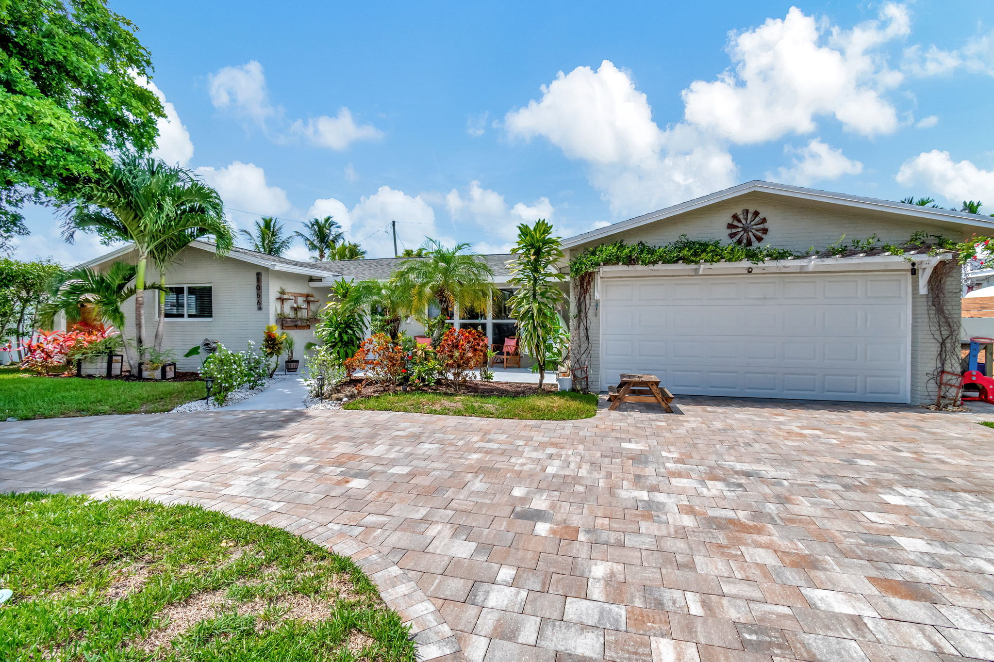 1066 SW 25TH Way, Boynton Beach, FL 33426, Boynton Beach - Photo 4