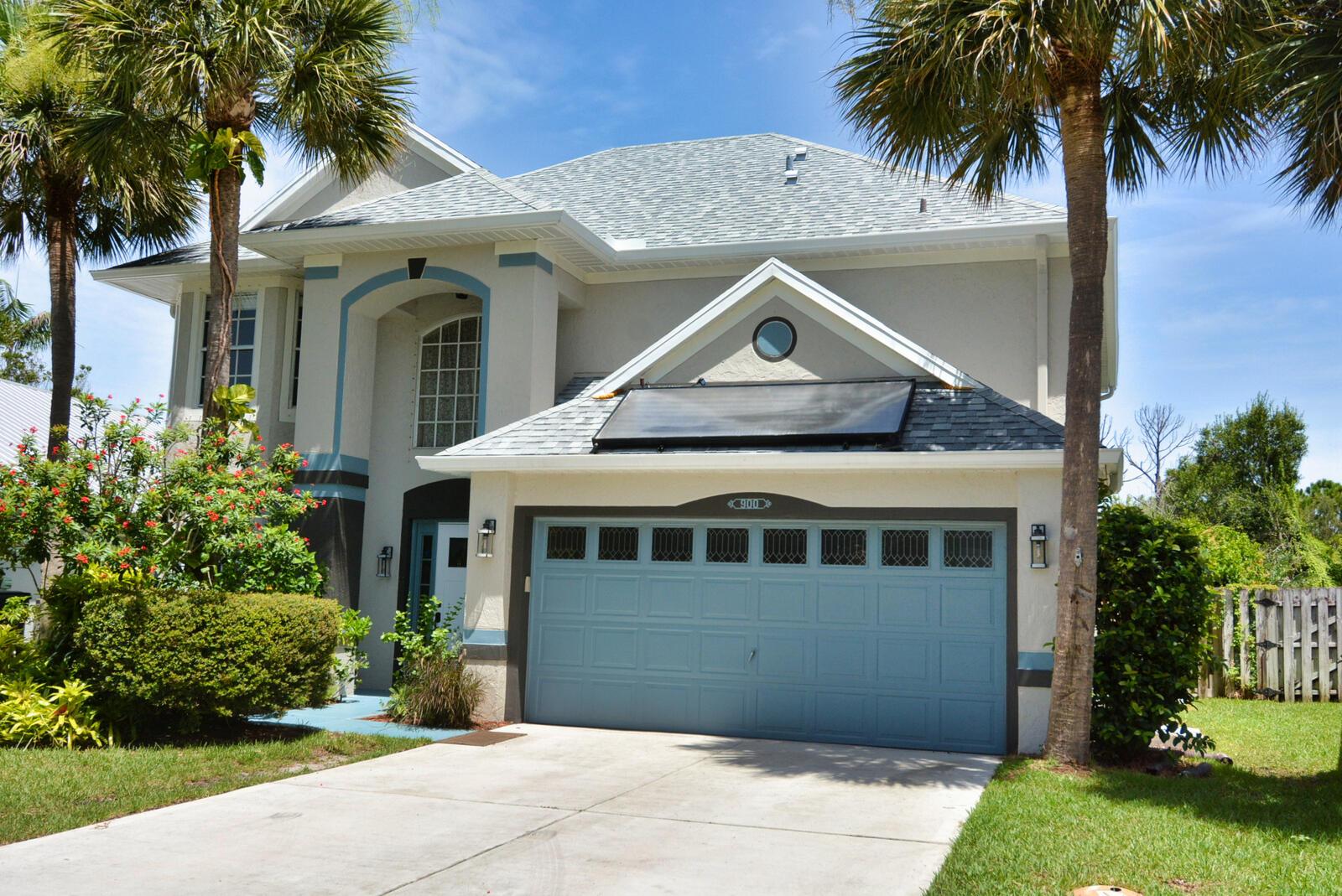 900 NW Waterlily Place, Jensen Beach, FL 34957, Jensen Beach - Photo 2