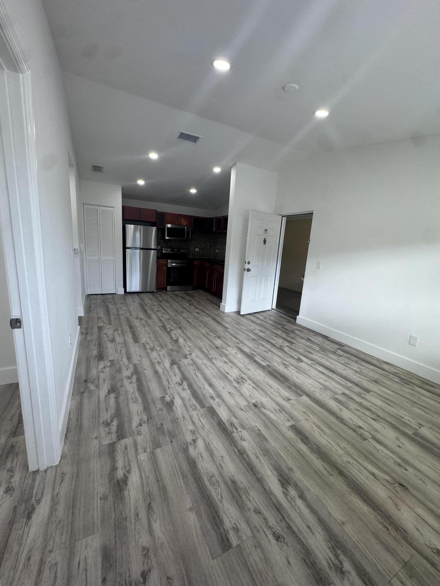 3610 N 56TH Avenue 226, Hollywood, FL 33021, Hollywood - Photo 3