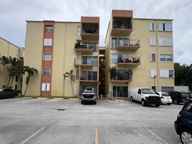 4500 W 19TH Court 431, Hialeah, FL 33012, Hialeah