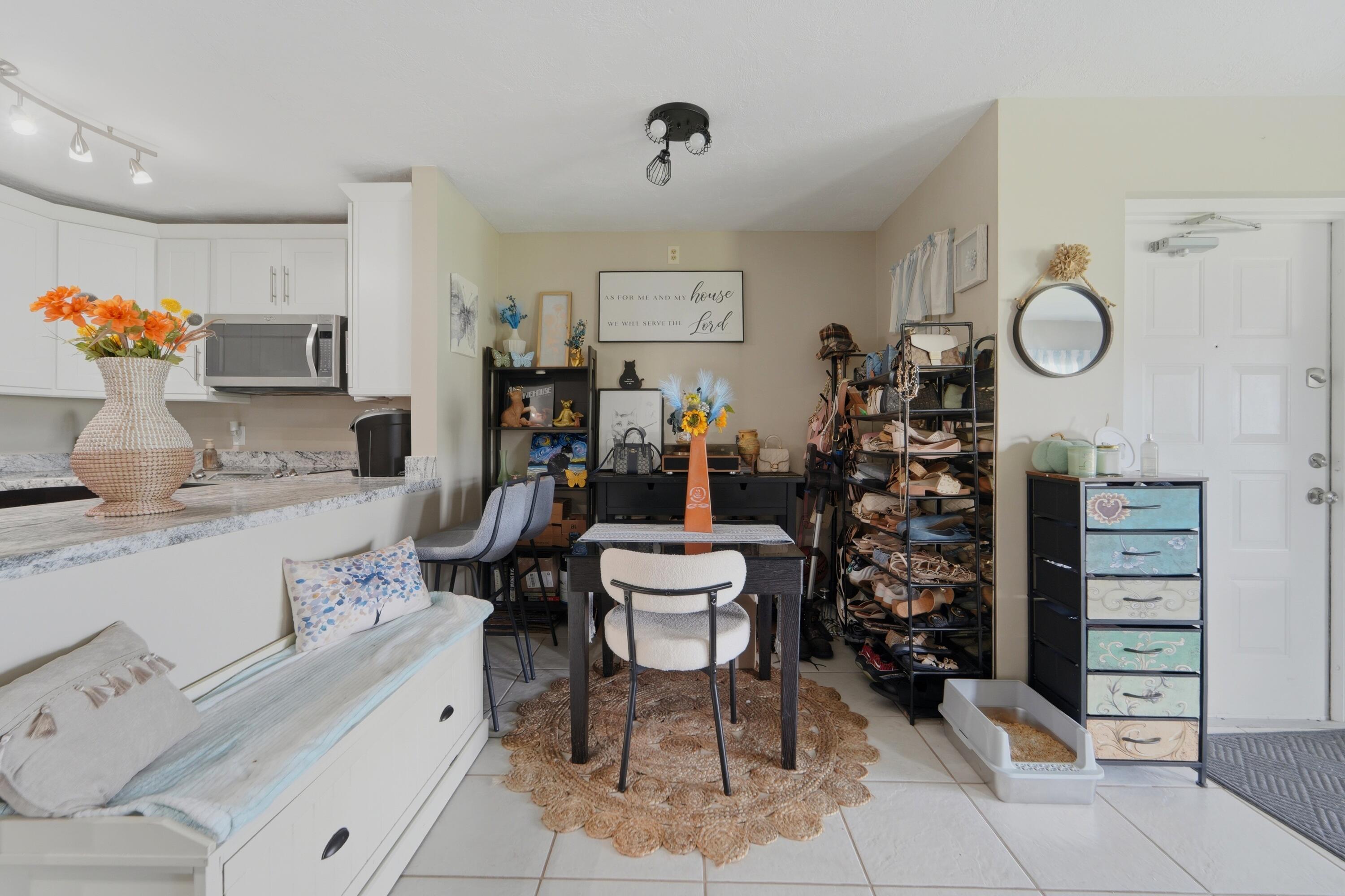 1013 GREEN PINE Boulevard C2, West Palm Beach, FL 33409, West Palm Beach - Photo 4
