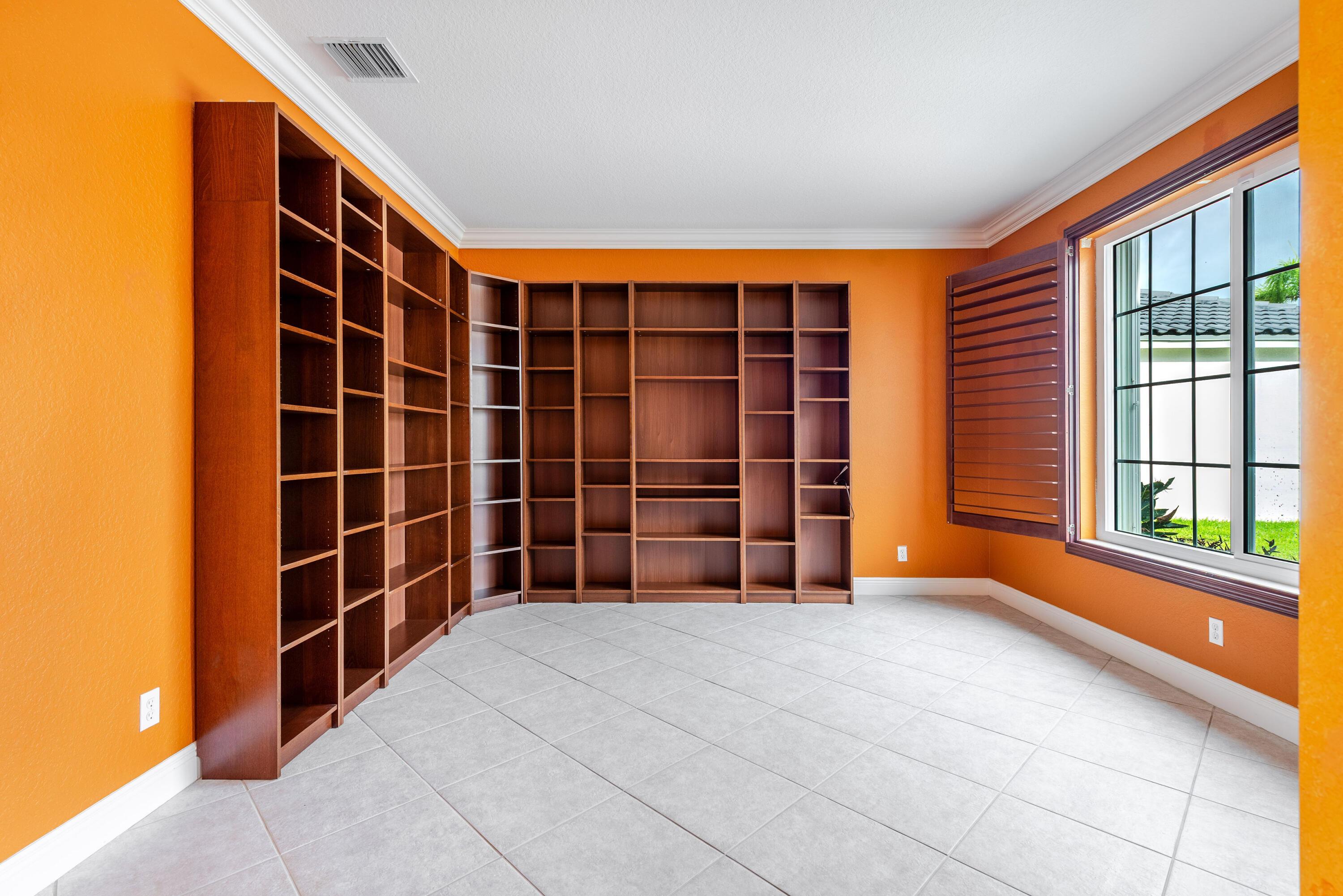 112 ISOLA Circle, Royal Palm Beach, FL 33411, Royal Palm Beach - Photo 3