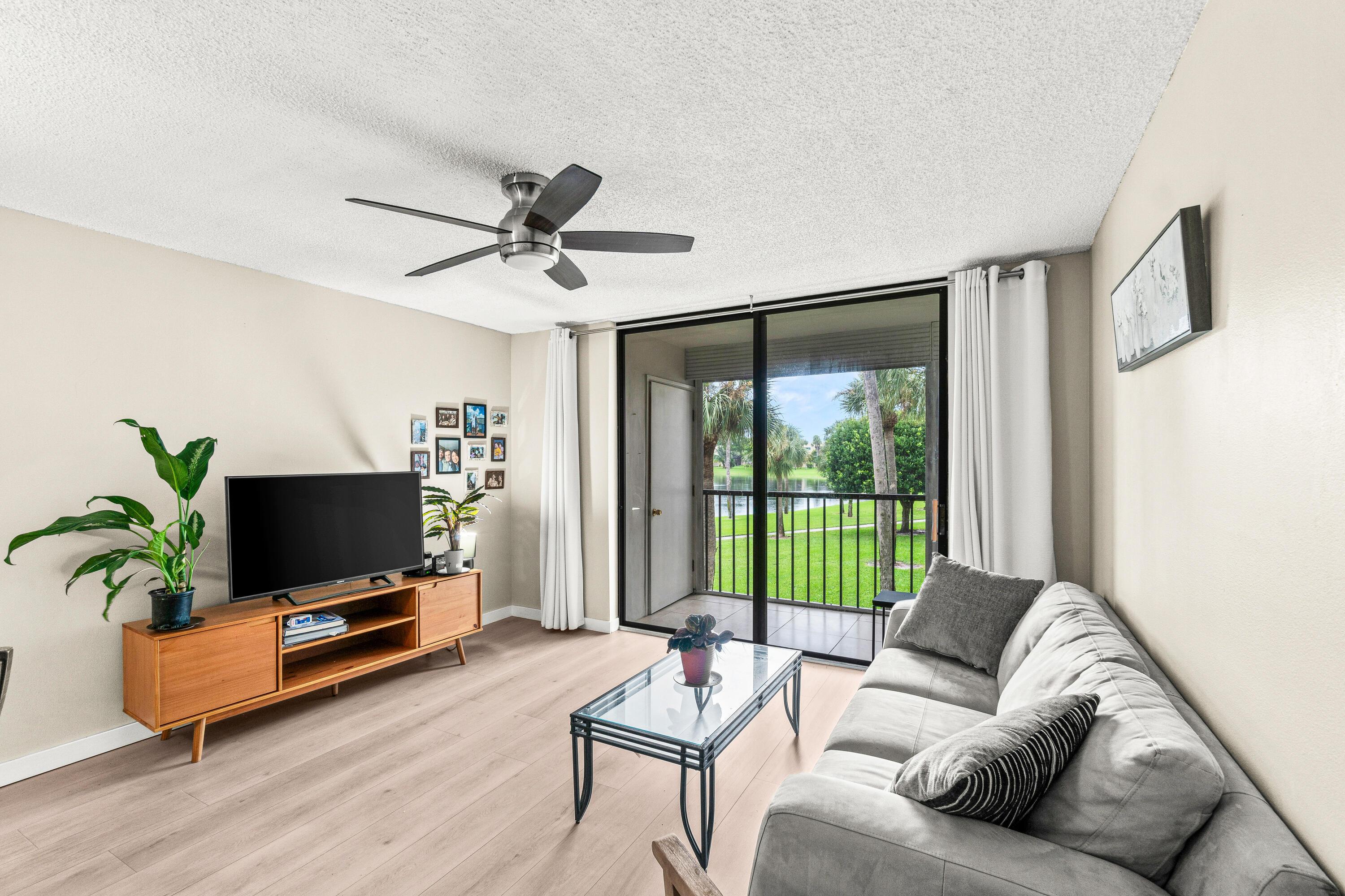 5370 LAS VERDES Circle 209, Delray Beach, FL 33484, Delray Beach