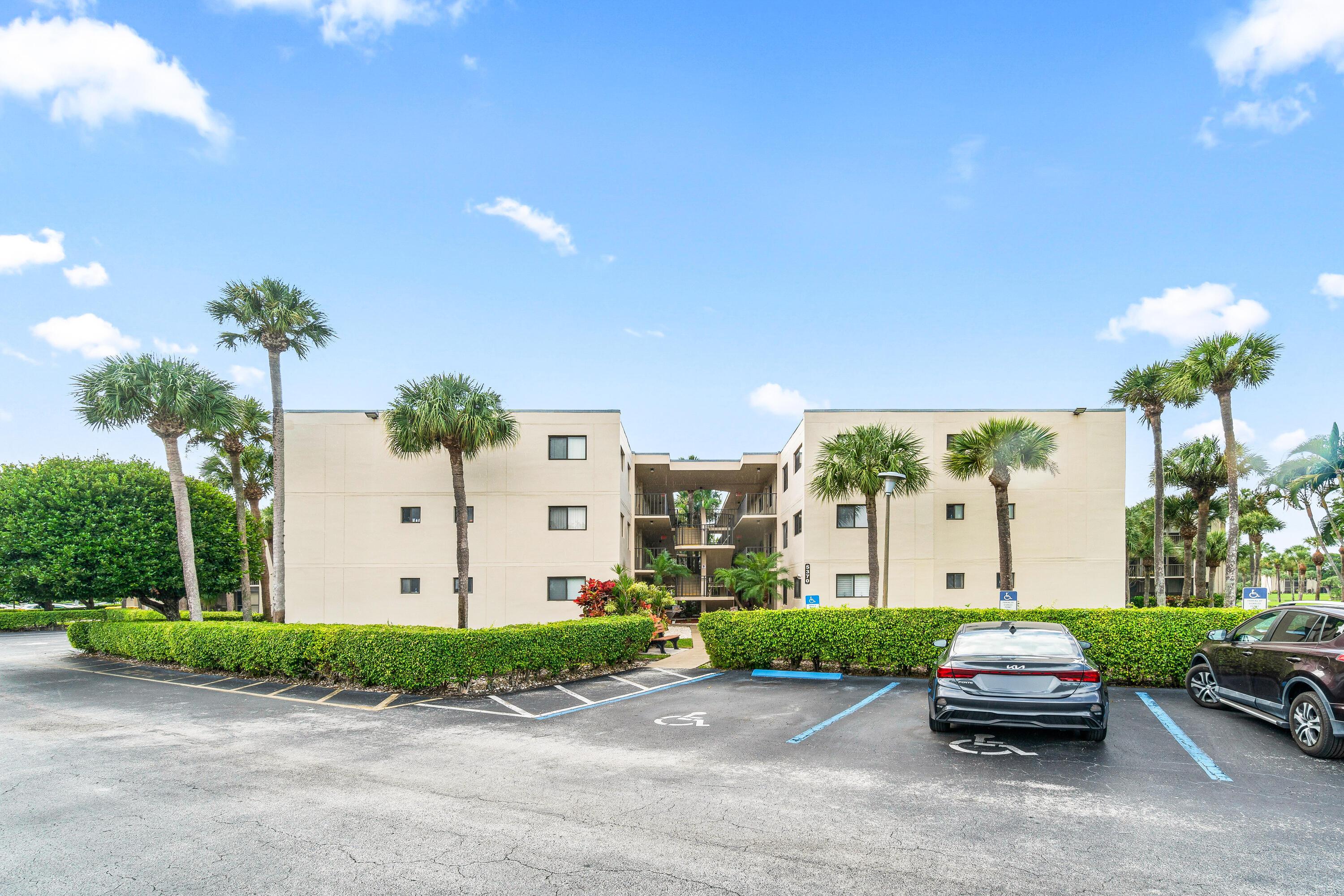 5370 LAS VERDES Circle 209, Delray Beach, FL 33484, Delray Beach - Photo 3