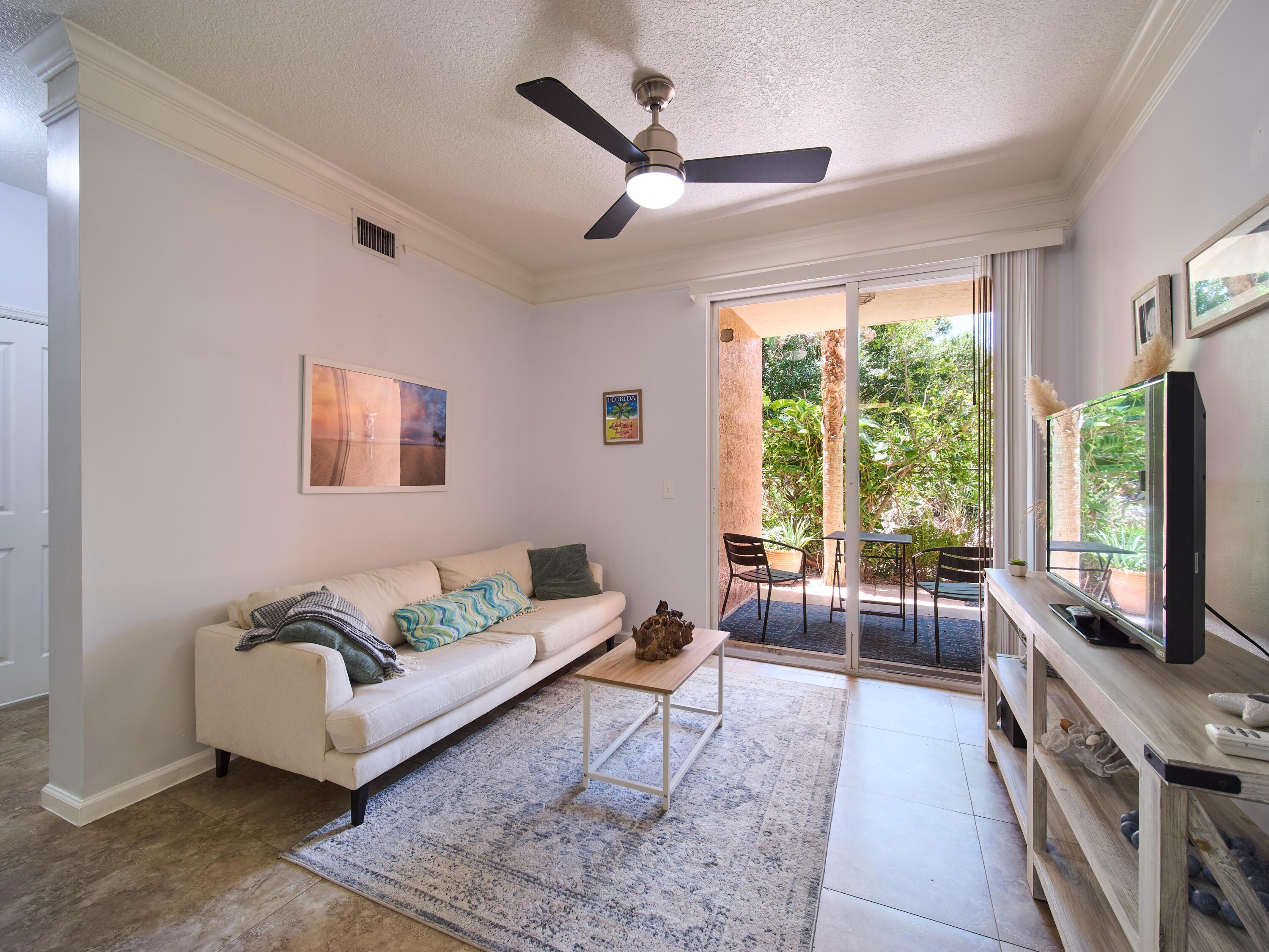 1108 Myrtlewood Circle E, Palm Beach Gardens, FL 33418, Palm Beach Gardens - Photo 4
