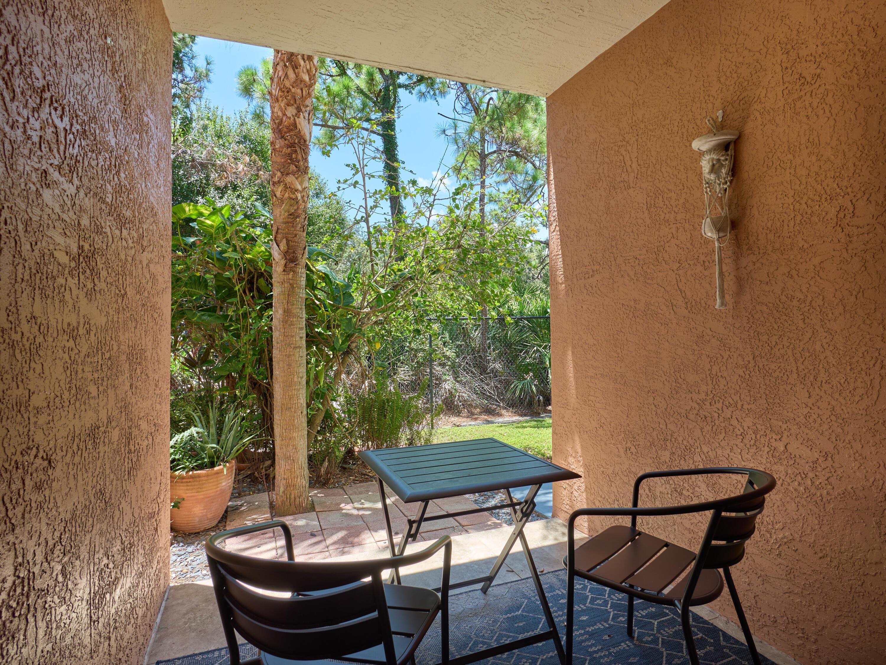 1108 Myrtlewood Circle E, Palm Beach Gardens, FL 33418, Palm Beach Gardens - Photo 5