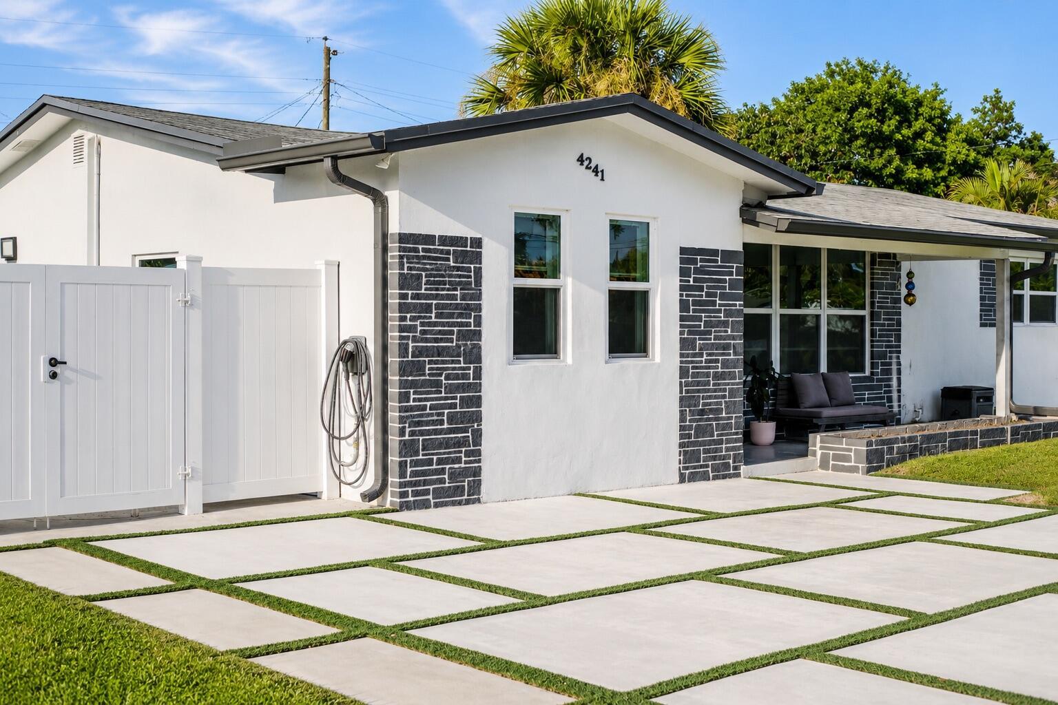 4241 SW 21ST Street, Fort Lauderdale, FL 33317, Fort Lauderdale - Photo 2