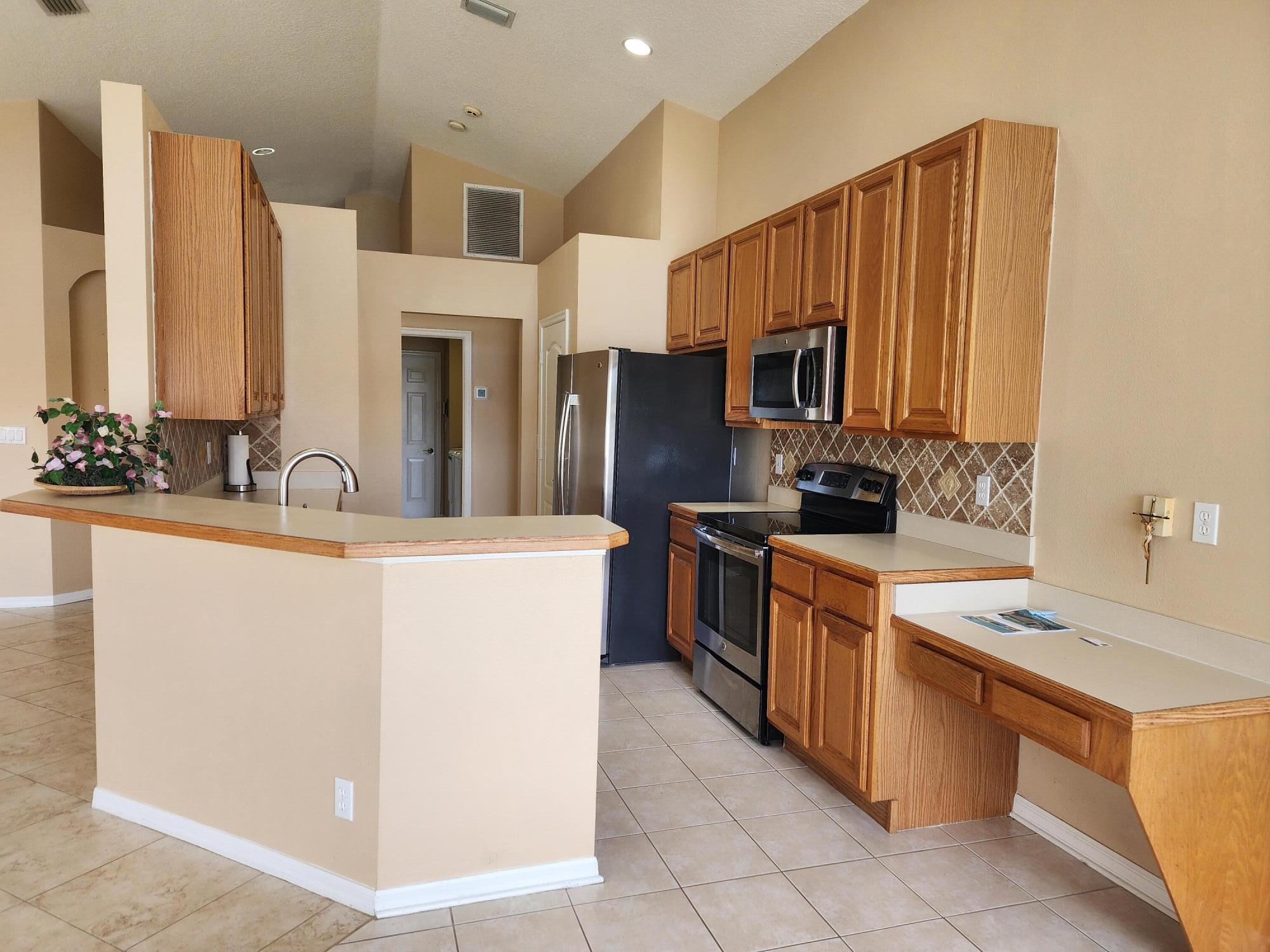 849 NW Waterlily Place, Jensen Beach, FL 34957, Jensen Beach - Photo 4