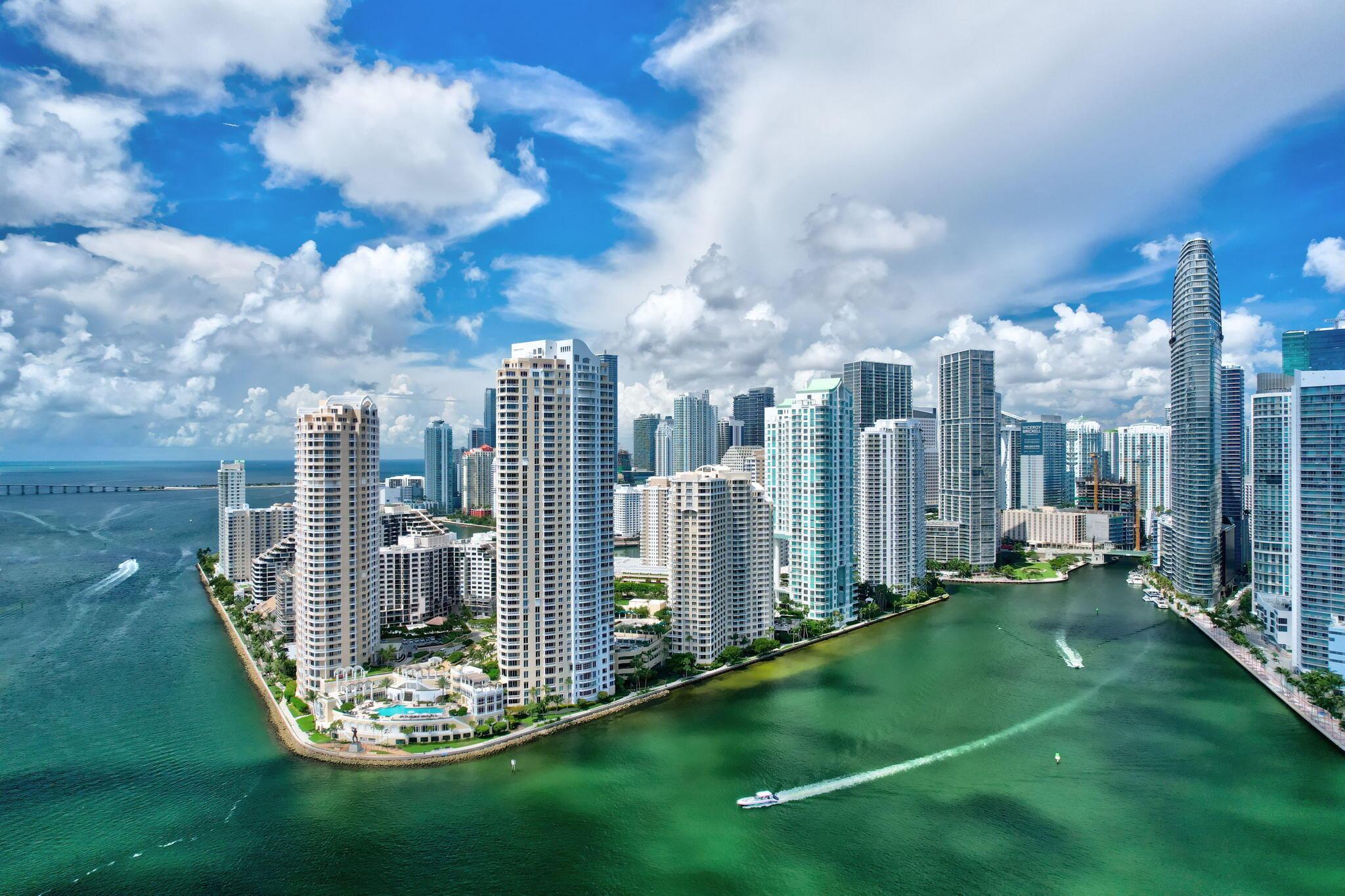 701 Brickell Key Boulevard 1604, Miami, FL 33131, Miami
