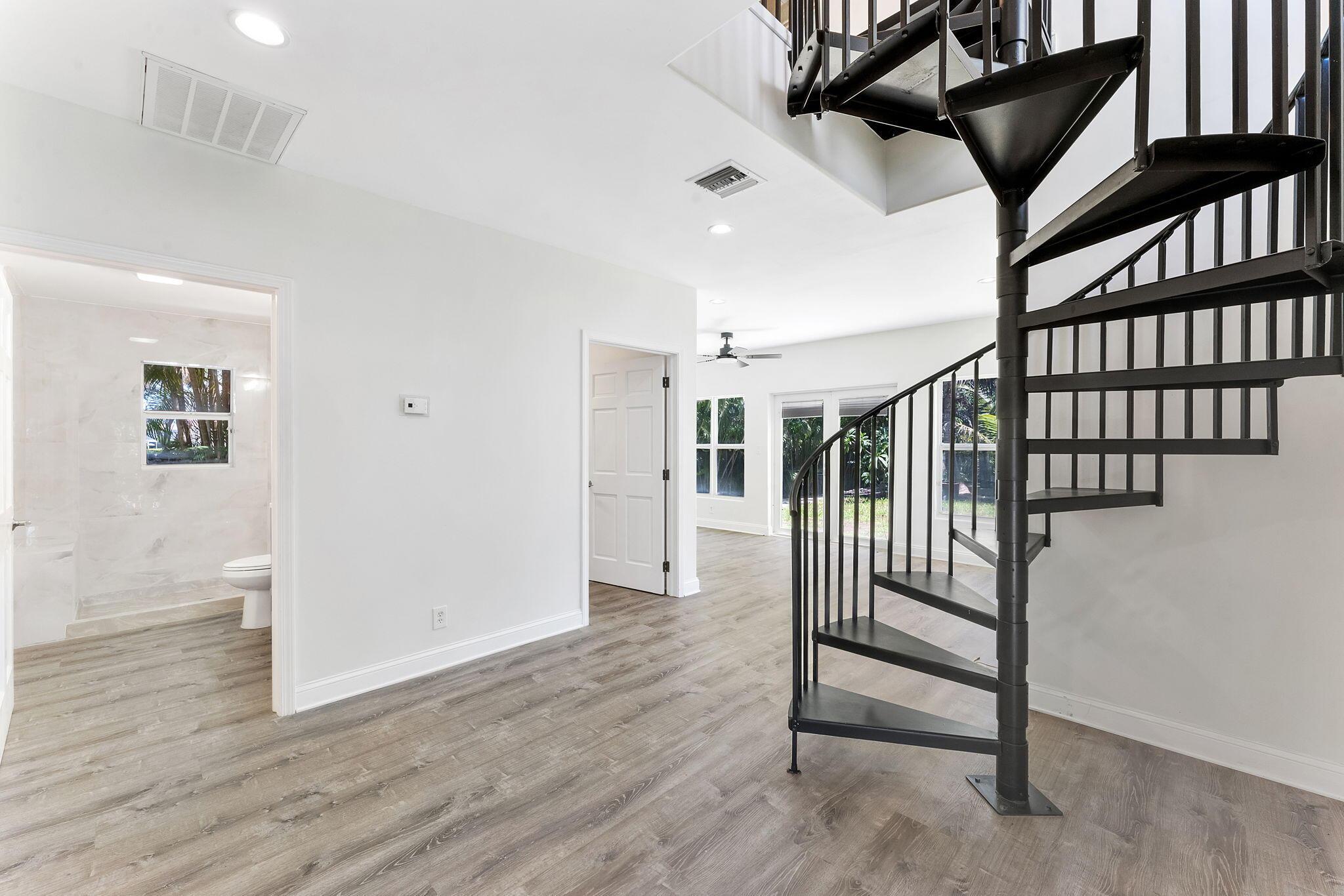 7044 Thompson Road, Boynton Beach, FL 33426, Boynton Beach - Photo 4