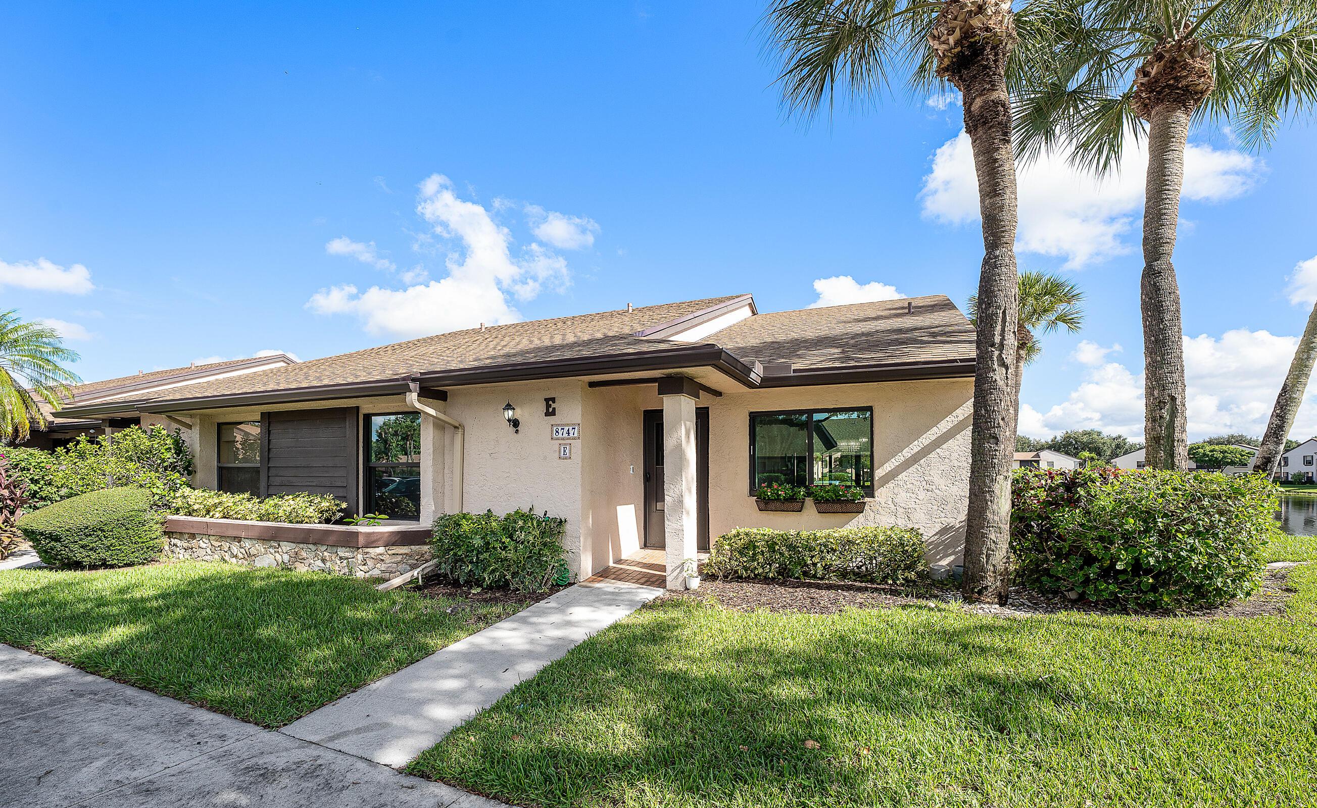 8747 Boca Glades Boulevard W #E, Boca Raton, FL 33434, Boca Raton - Photo 3