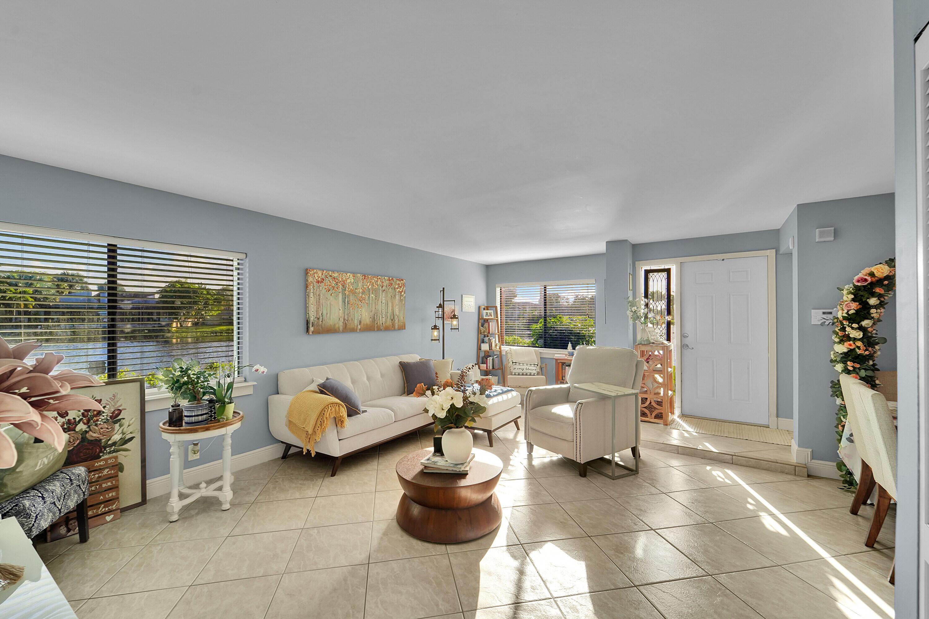 261 WIMBLEDON LAKE Drive, Plantation, FL 33324, Plantation - Photo 3