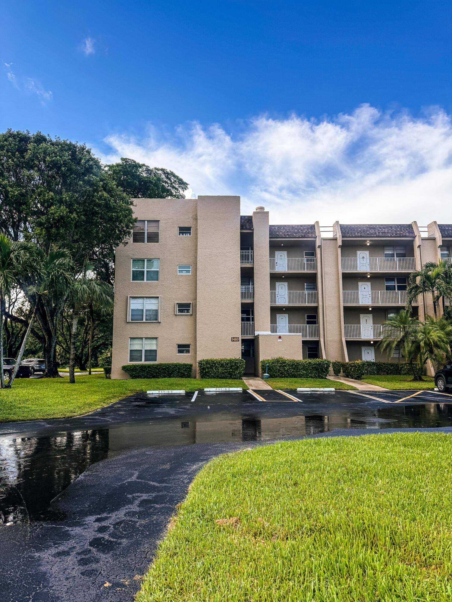 9460 Tangerine Place 207, Davie, FL 33324, Davie - Photo 2