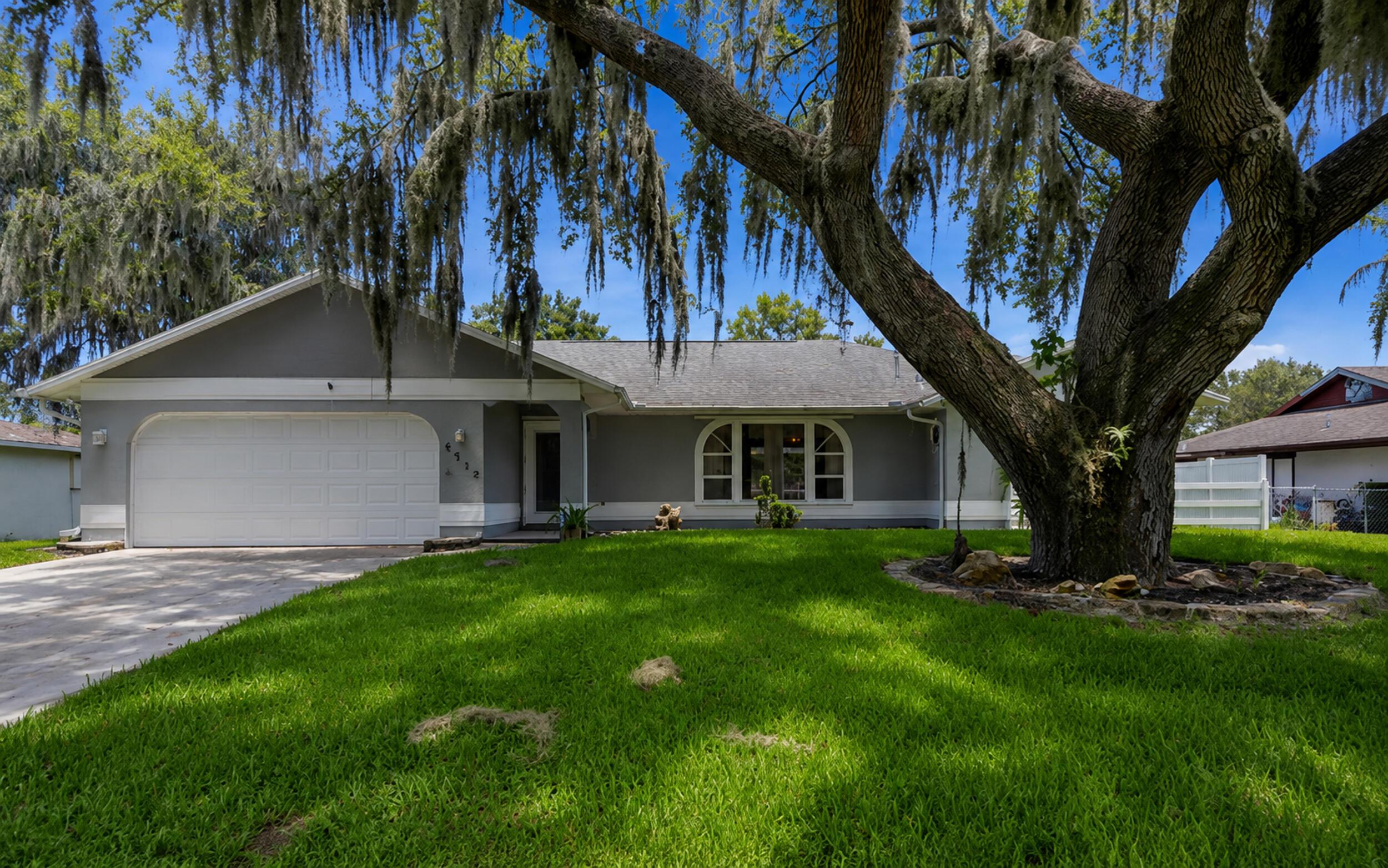 6512 FLORA Way, Fort Pierce, FL 34951, Fort Pierce - Photo 3