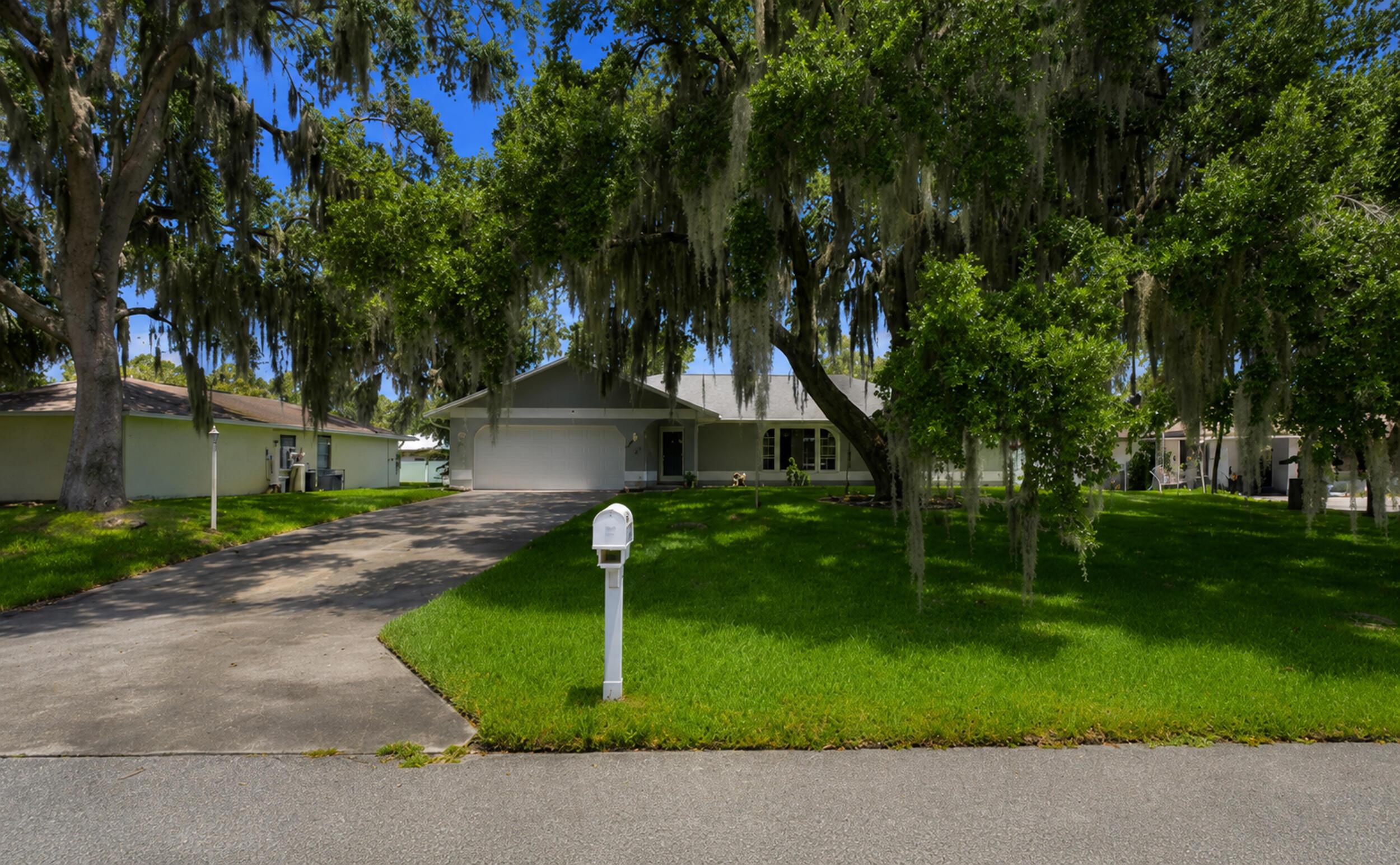 6512 FLORA Way, Fort Pierce, FL 34951, Fort Pierce - Photo 5